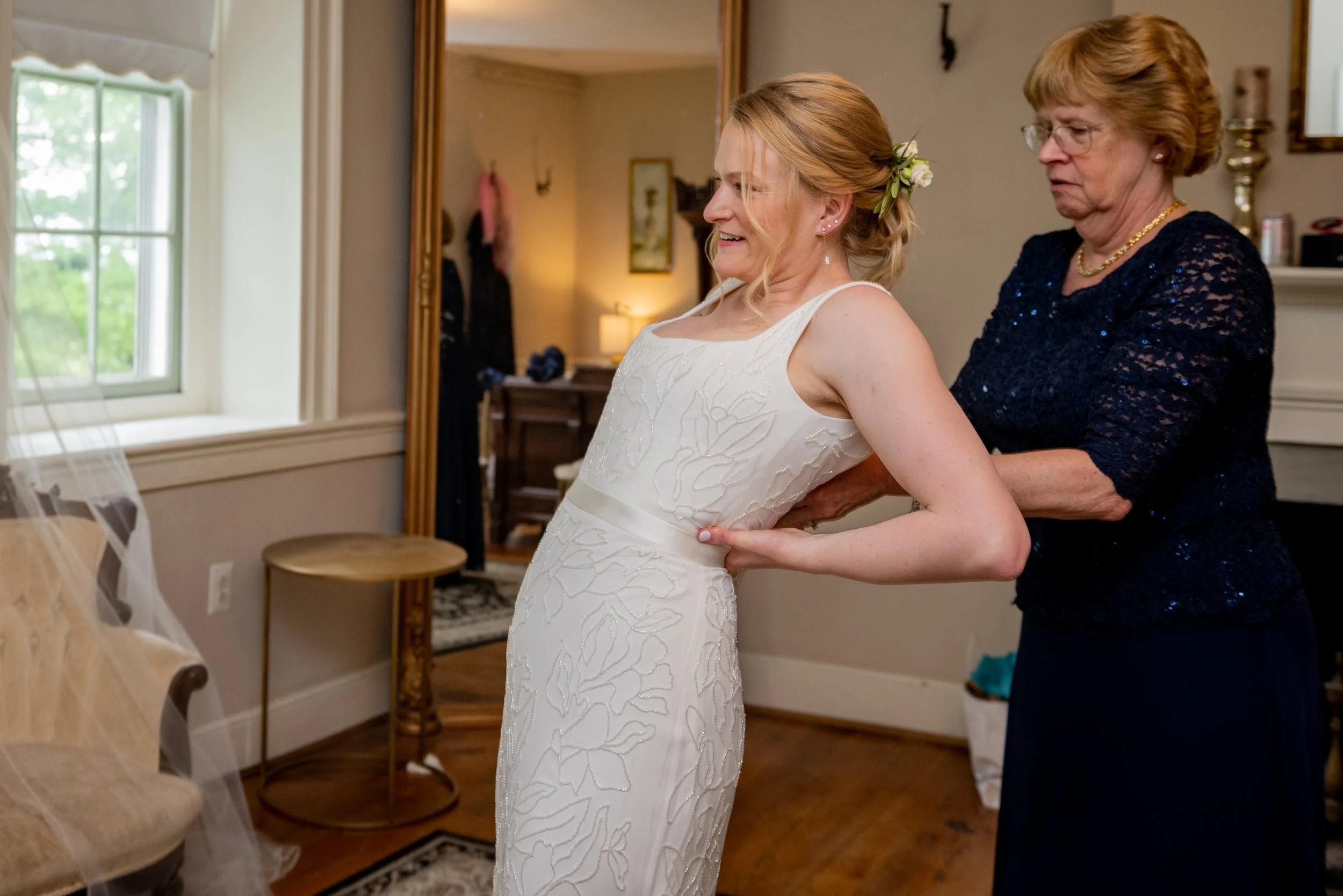 Springfield_Manor_Wedding_Sarah&Kevin_Getting_Ready-1539.jpg