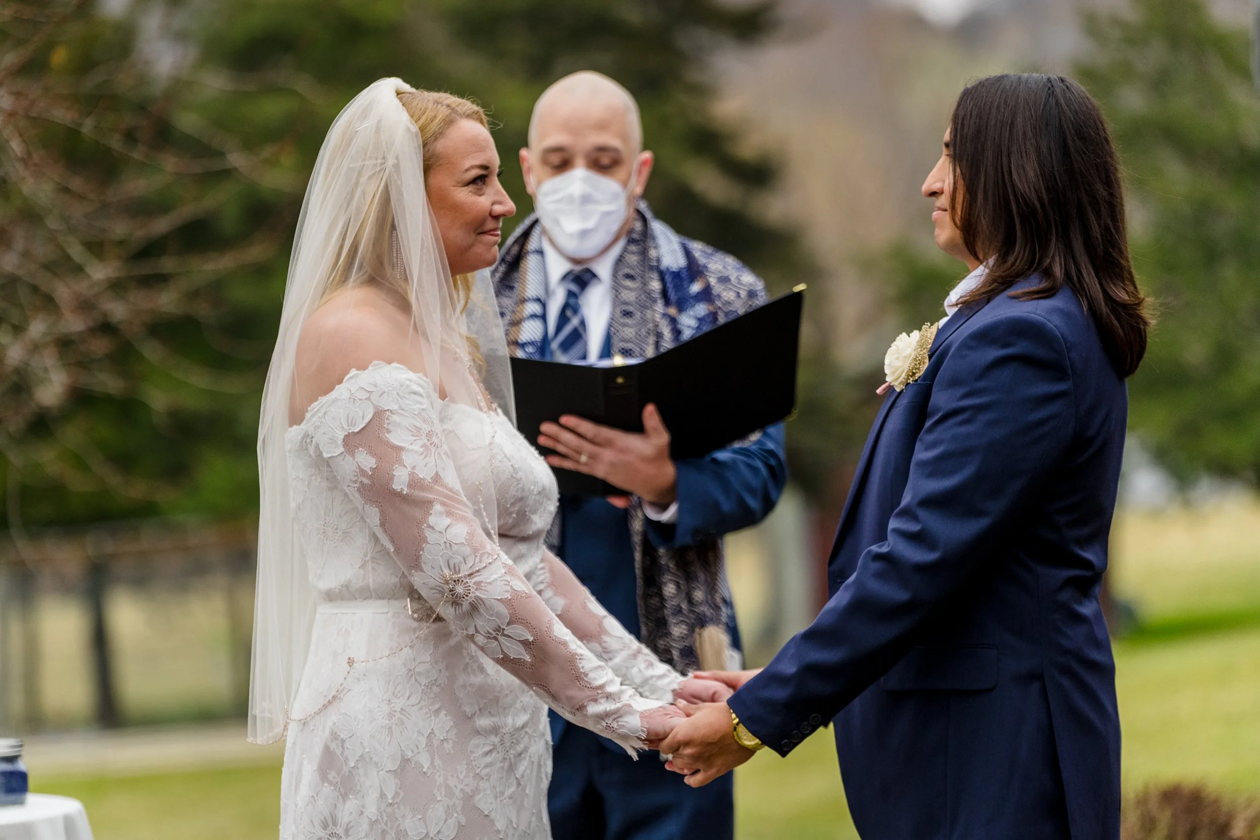 Backyard_New_York_Elopement_Jess&Chris_Ceremony-7310.jpg