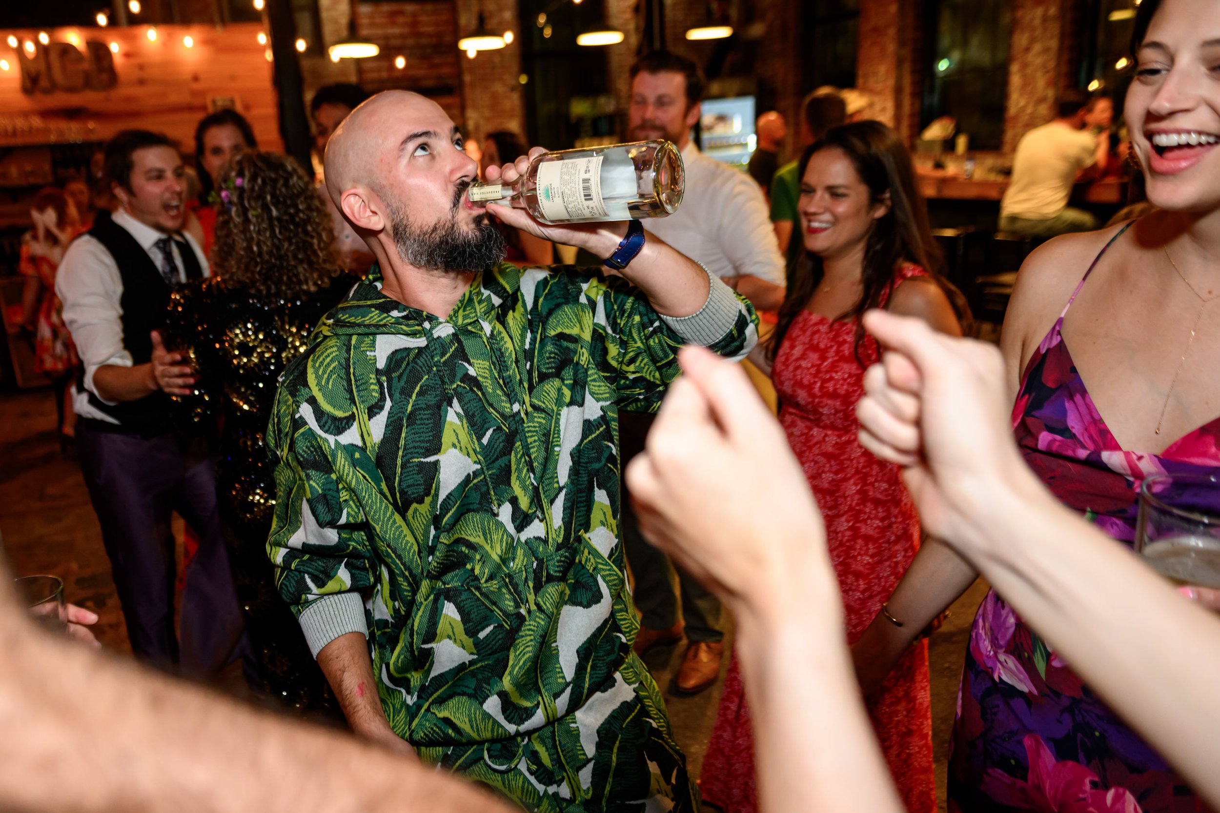 Backyard-Baltimore-Wedding-Brewery-Taryn-and-Evan-3047.jpg