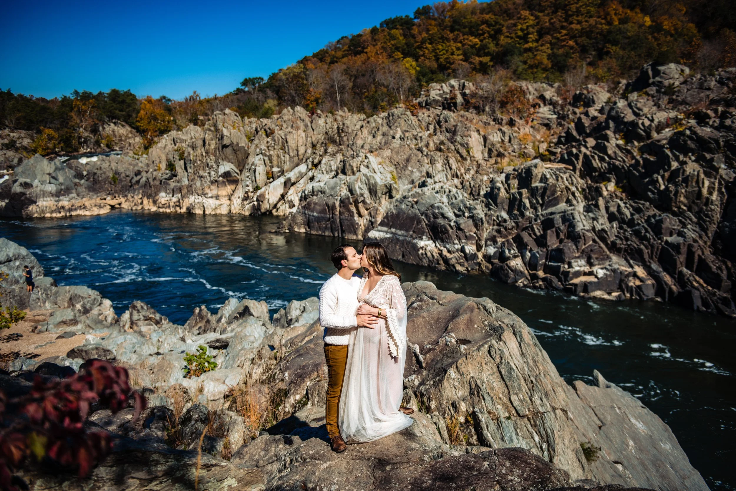 GreatFallsNationalParkMaternity-3117.jpg