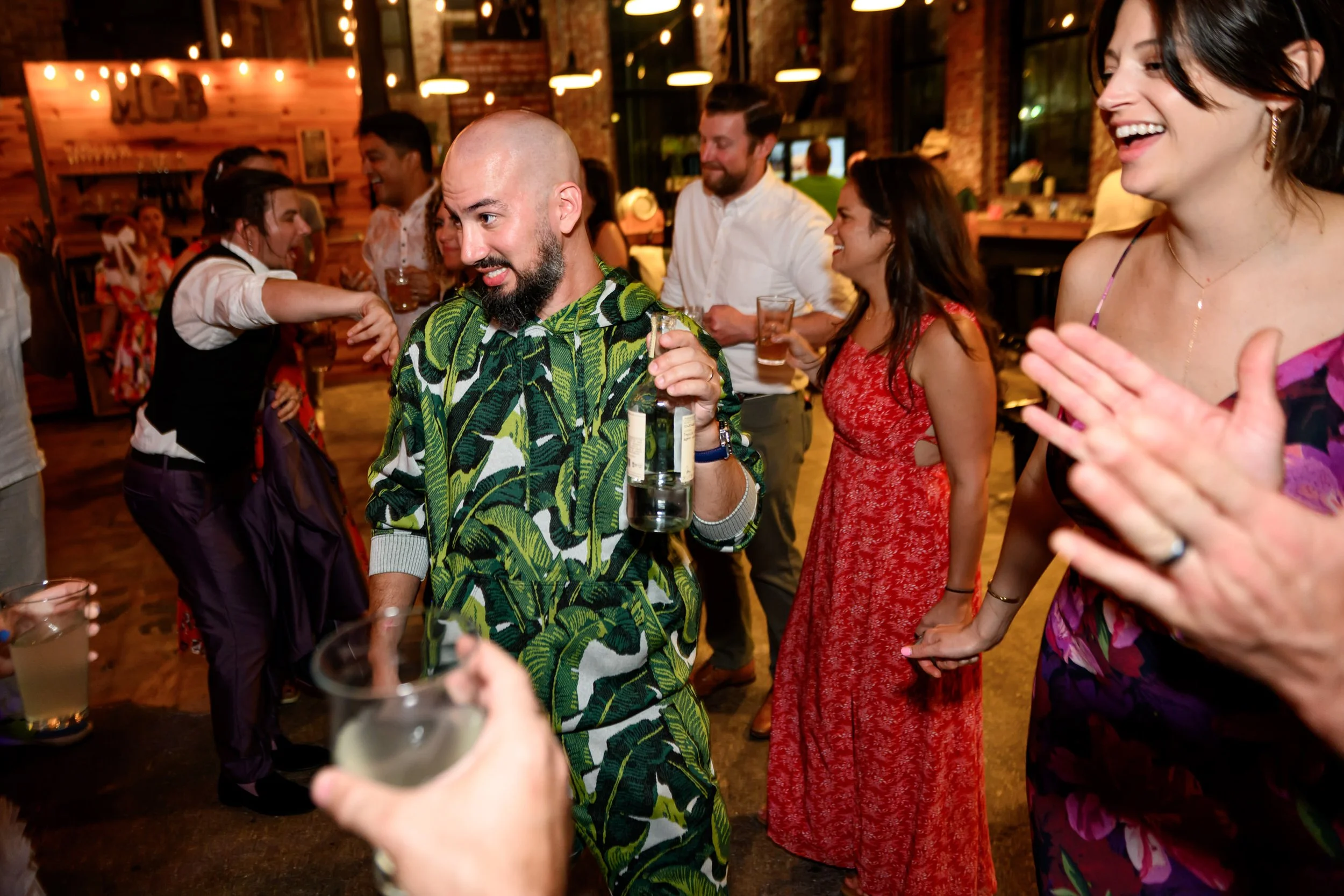 Backyard-Baltimore-Wedding-Brewery-Taryn-and-Evan-3052.jpg