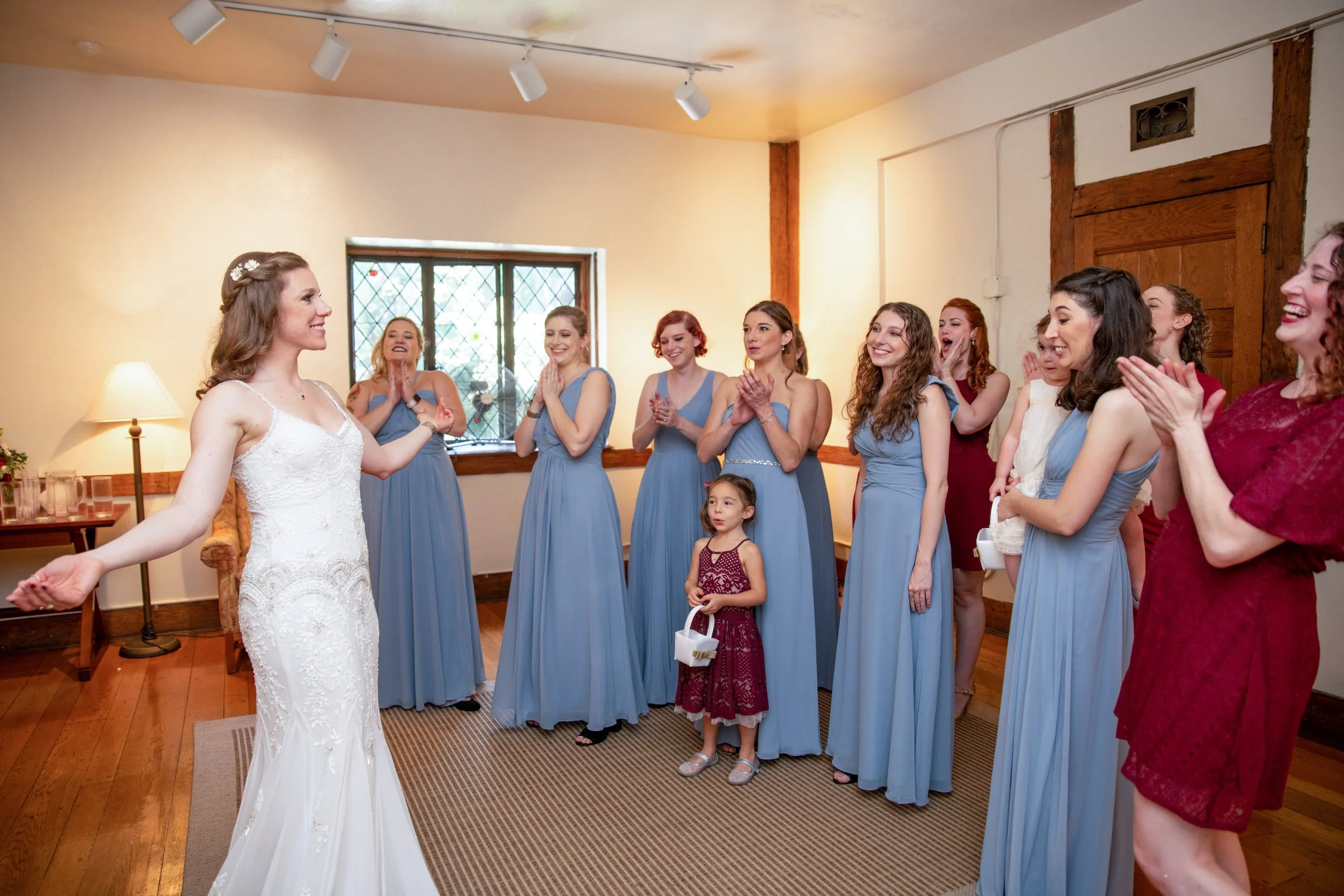 CloistersCastleWedding-Gabi&Phil-GettingReady-19.jpg