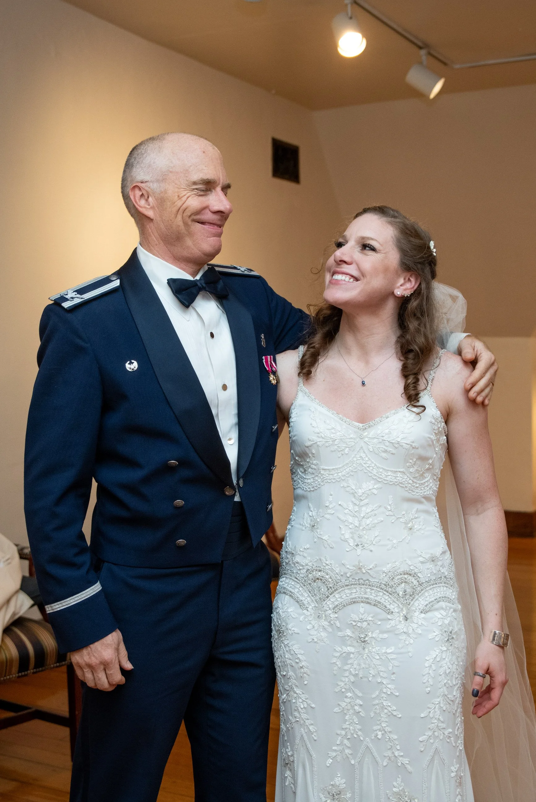 CloistersCastleWedding-Gabi&Phil-GettingReady-30.jpg