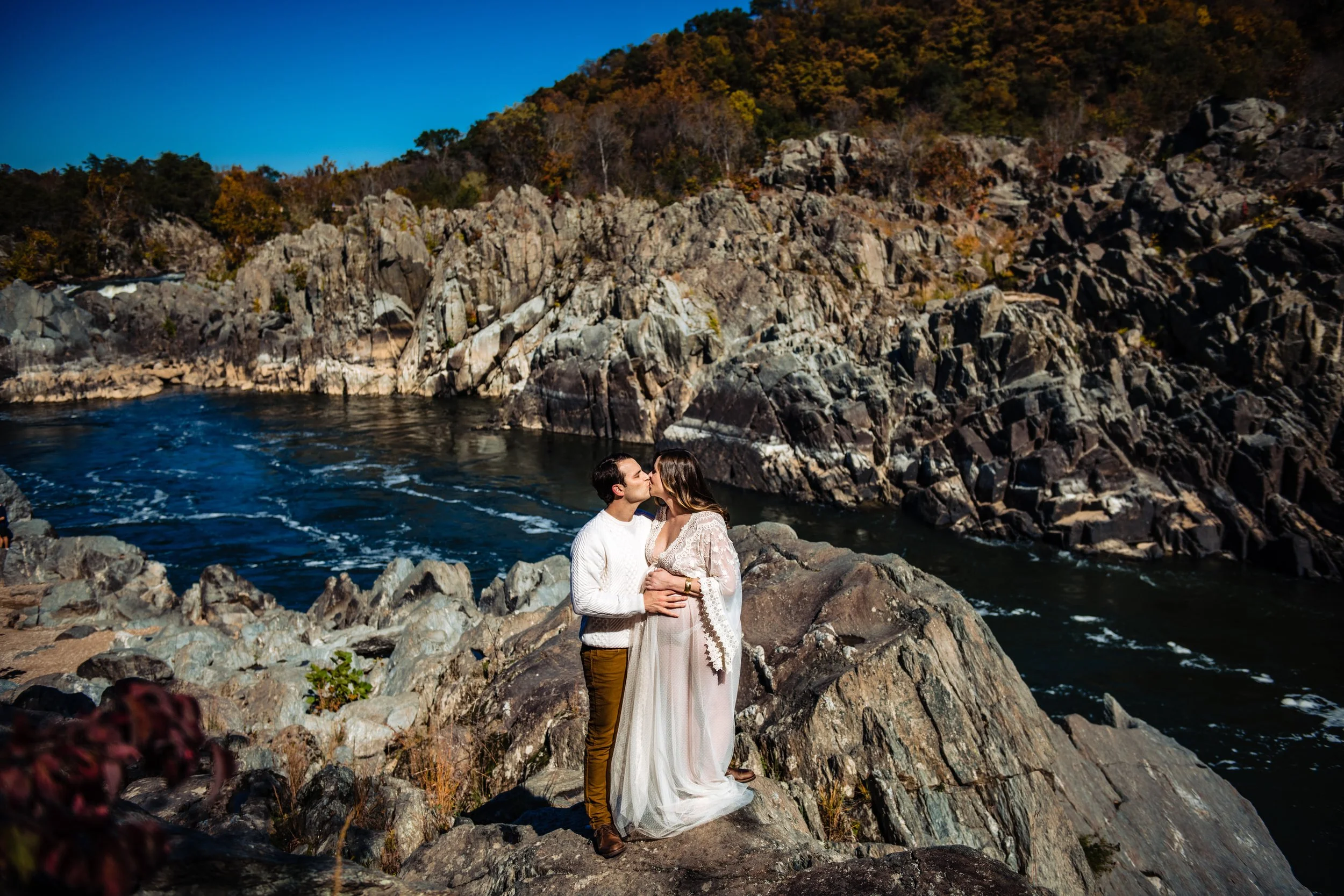 GreatFallsNationalParkMaternity-3114.jpg