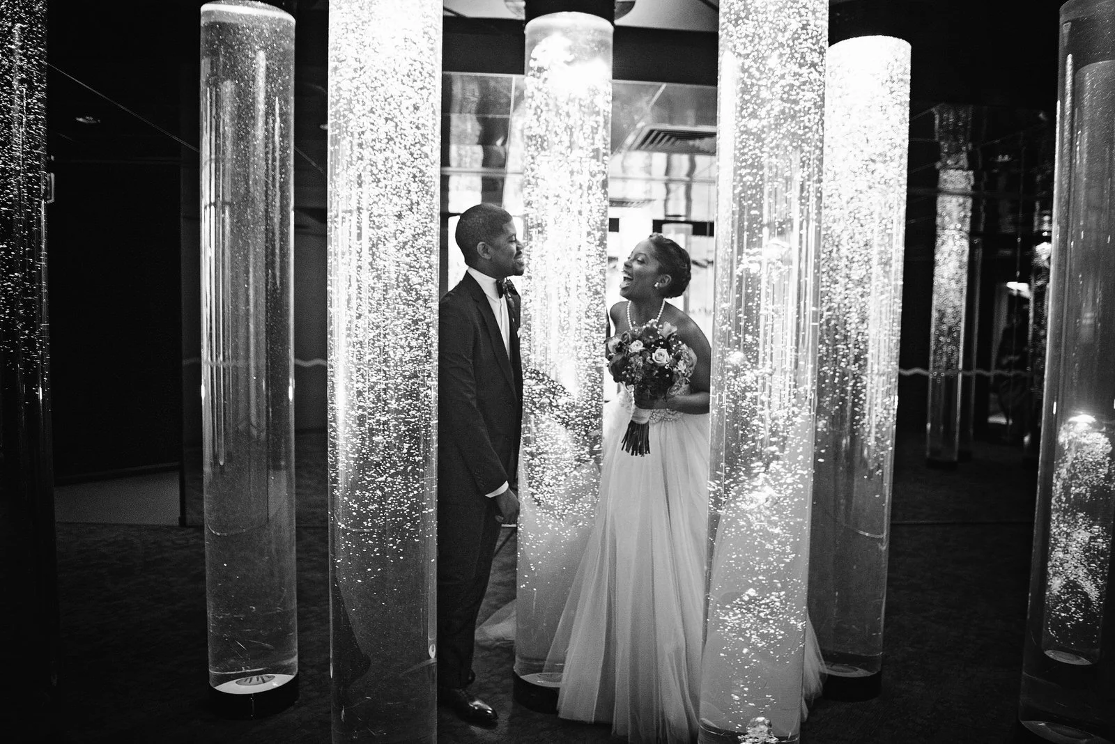 BaltimoreAquariumWedding-L'Oreal&Jeff690.jpg