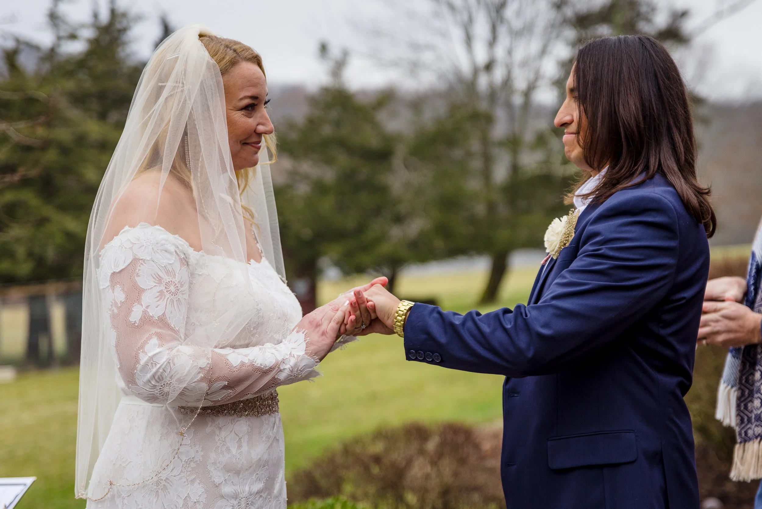Backyard_New_York_Elopement_Jess&Chris_Ceremony-6914.jpg
