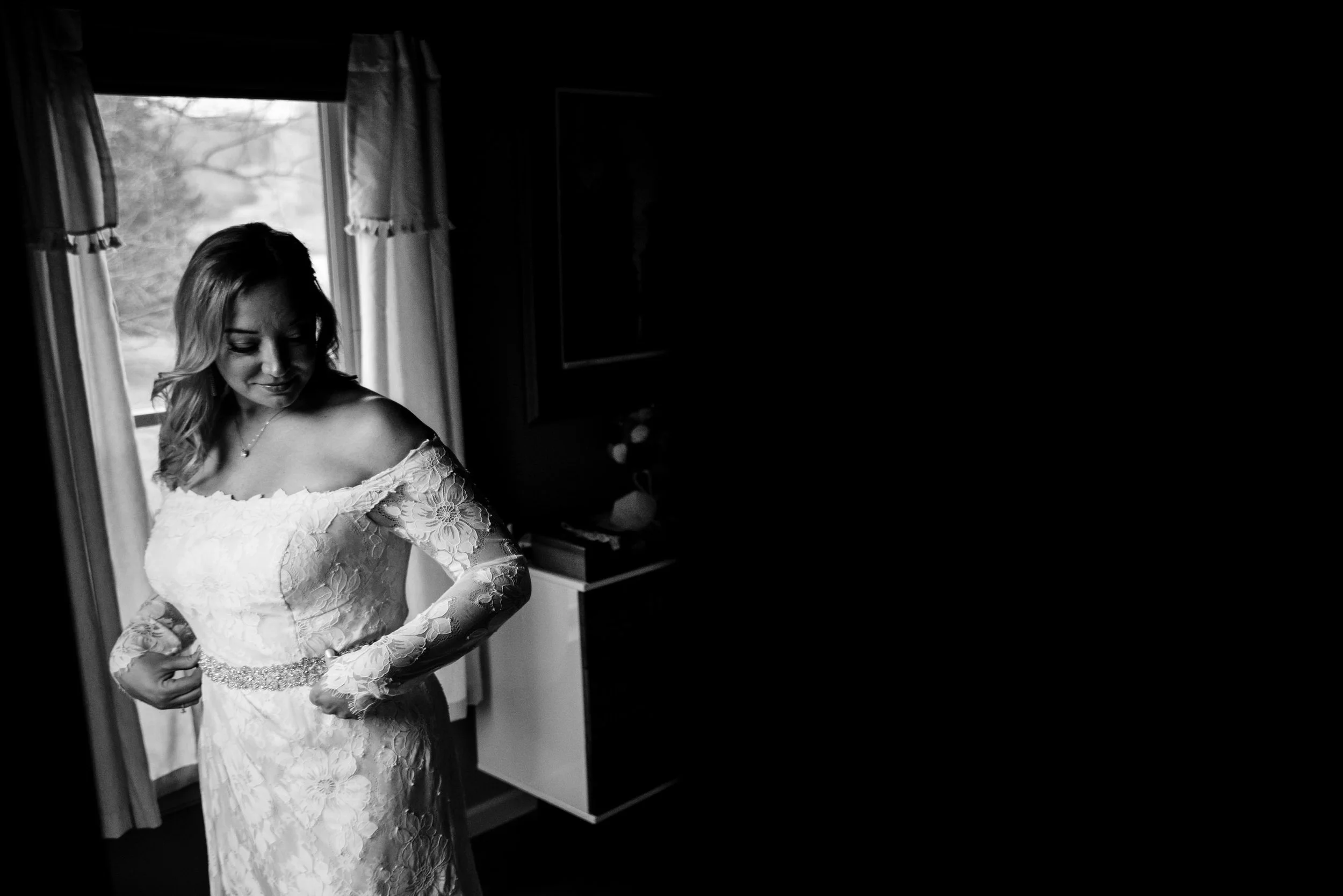 Backyard_New_York_Elopement_Jess&Chris_Getting_Ready-6391.jpg