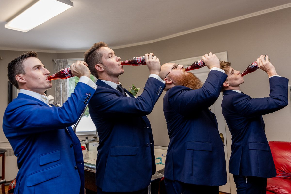 Overhills_Mansion_Wedding_Jori&Aaron_GettingReady-2996.jpg
