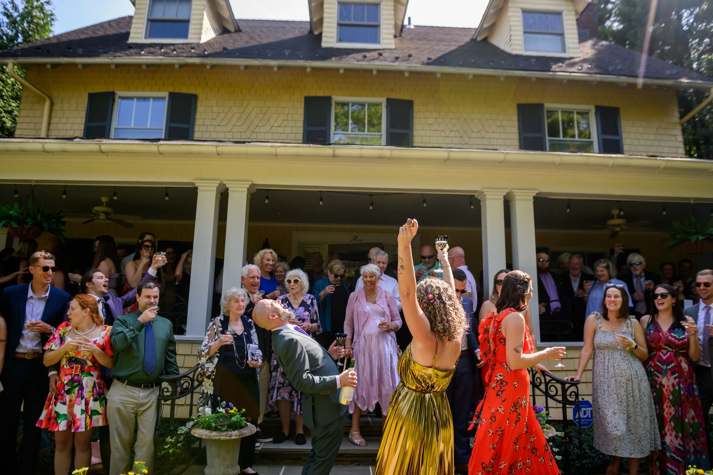 Backyard-Baltimore-Wedding-Family-Portraits-Taryn-and-Evan-7501.jpg