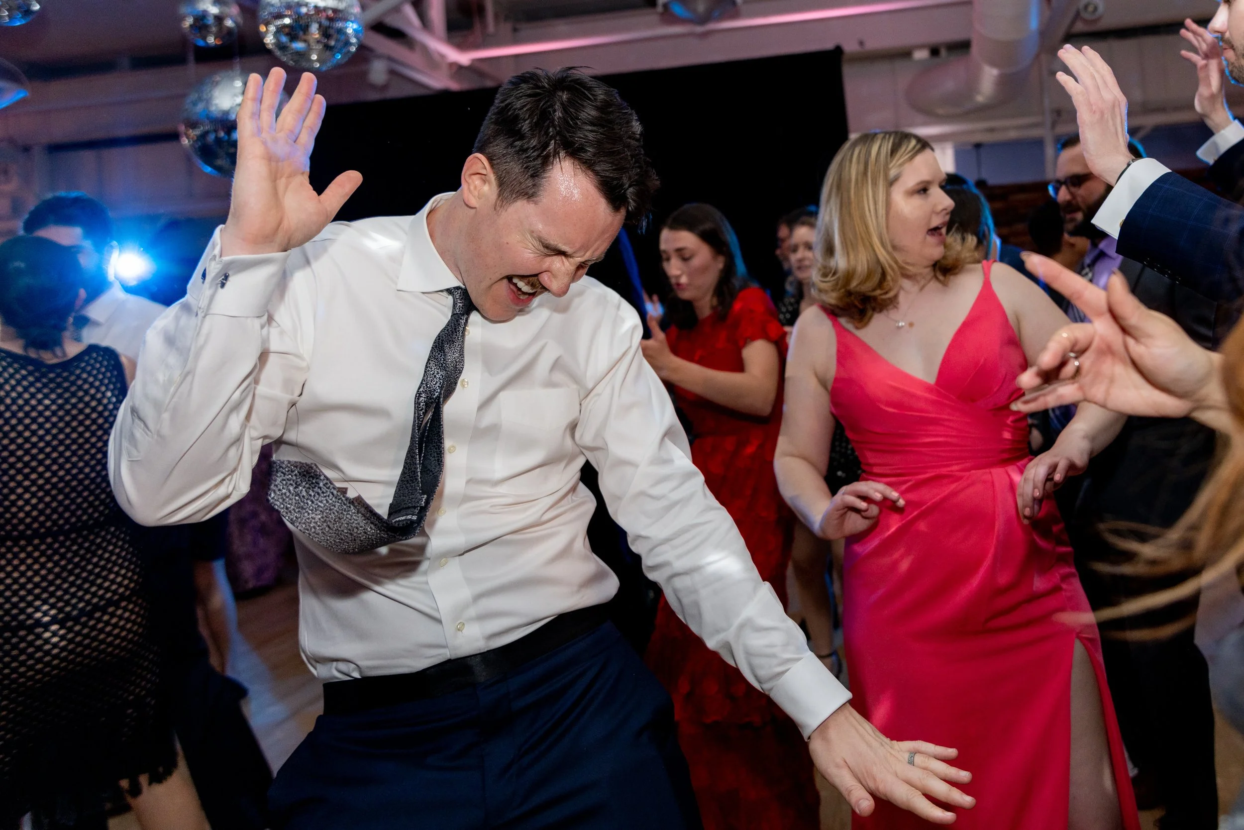 American_Visionary_Museum_Baltimore_Wedding_Allison&Dan_Reception-3337.jpg