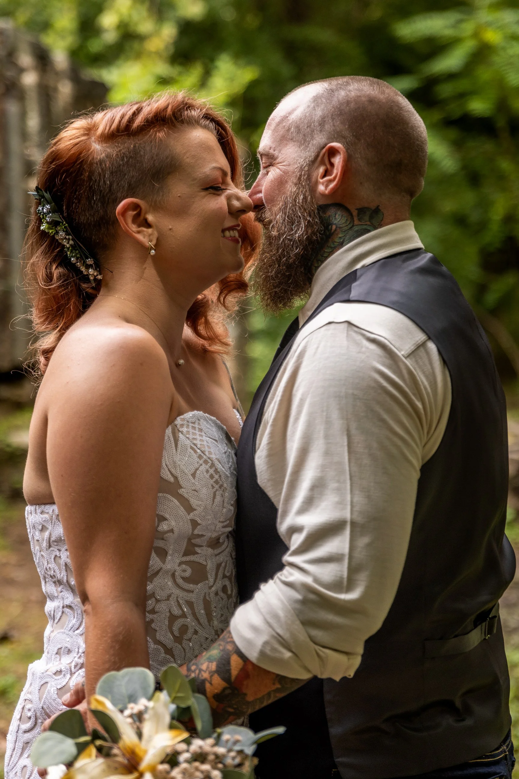 West_Virginia_Wedding_Rachelle&Chris_Love_and_Adventure_Photography-0904.jpg