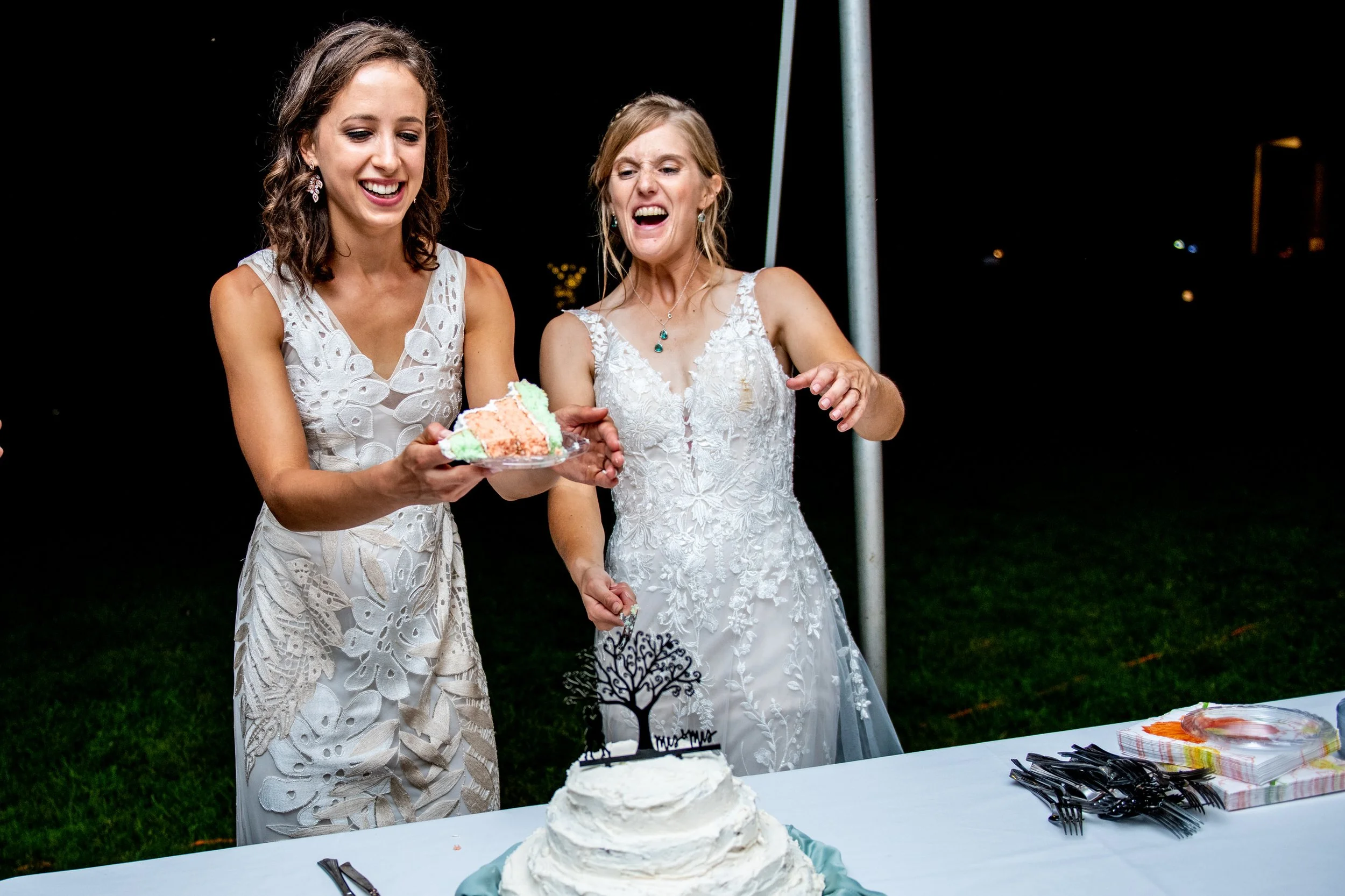 VirginiaBackyardWedding-Hannah&Anna-Reception-5046.jpg