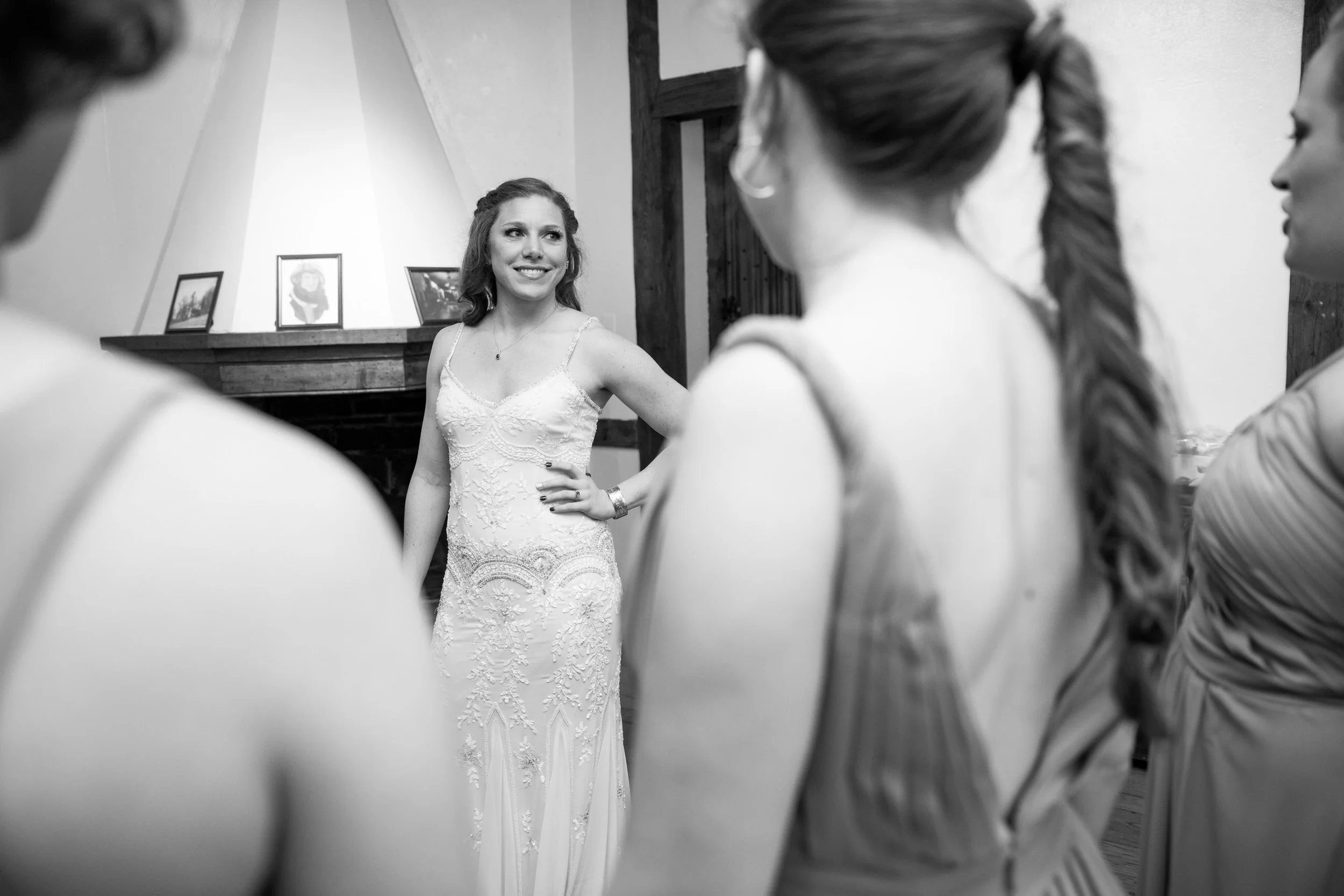 CloistersCastleWedding-Gabi&Phil-GettingReady-20.jpg