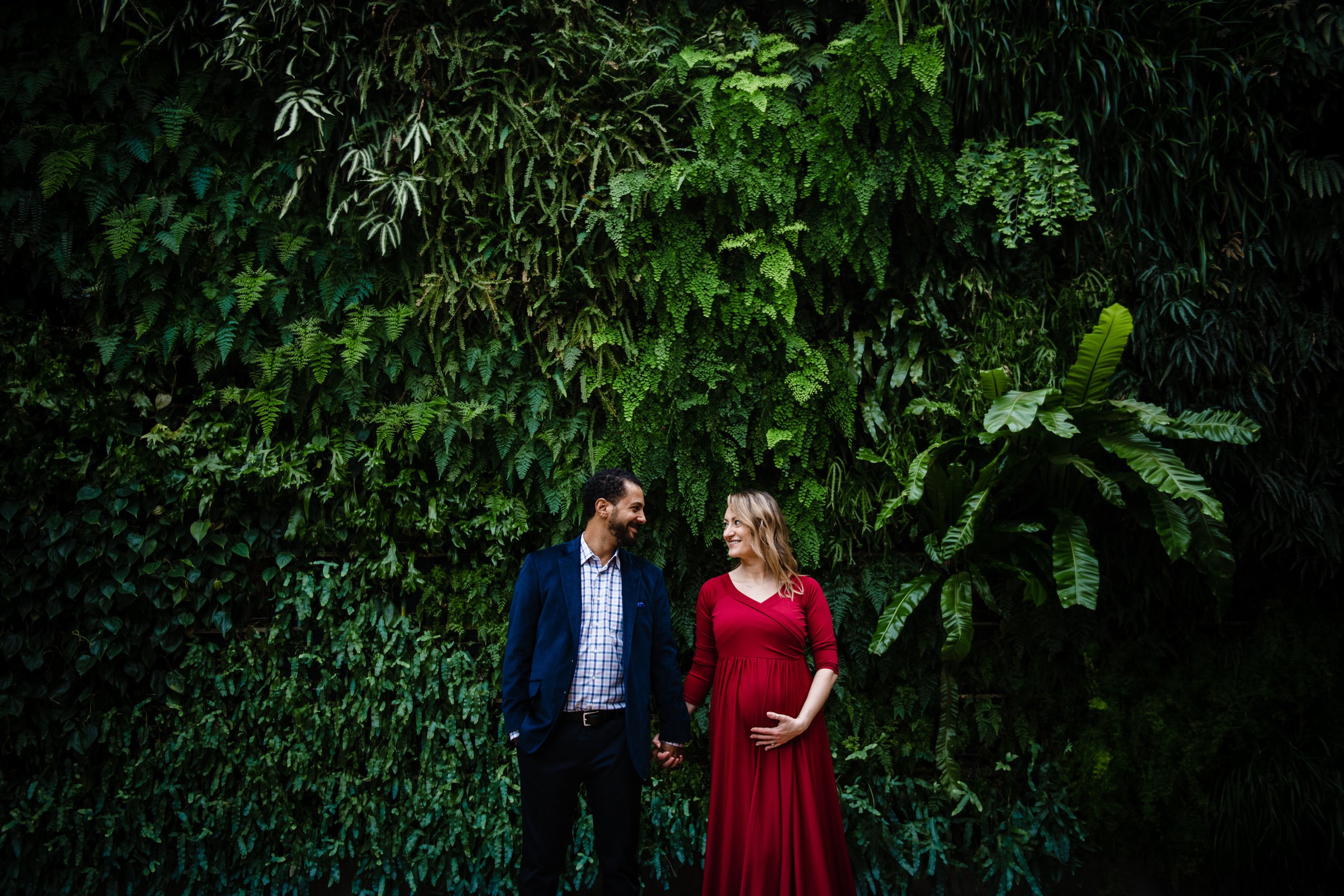 LongwoodGardensMaternity-Margarita&Seth-8495.jpg