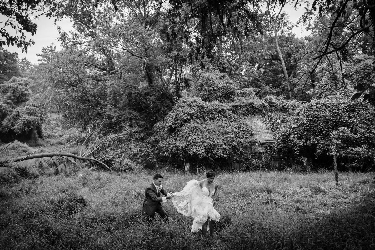 Overhills_Mansion_Wedding_Jori&Aaron_Woodsy_Portraits-4902.jpg