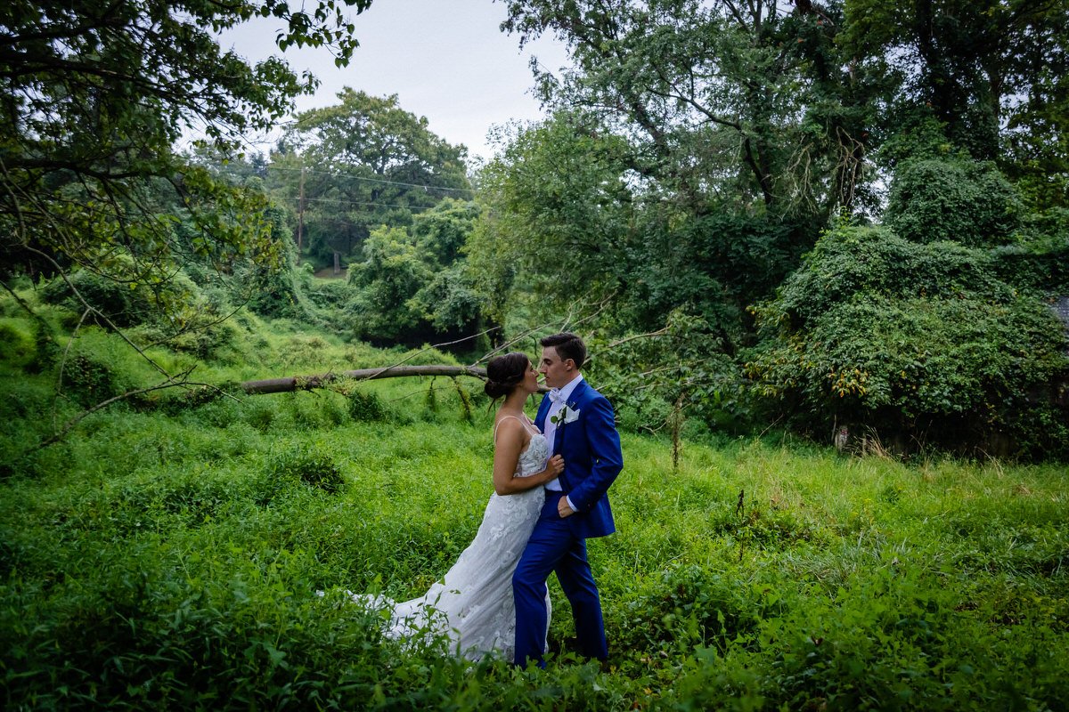 Overhills_Mansion_Wedding_Jori&Aaron_Woodsy_Portraits-2-2.jpg