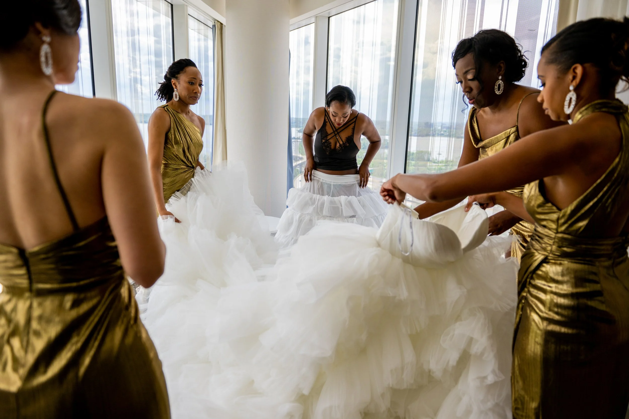 National_Harbor_Maryland_Wedding_Jess&Rodney_Getting_Ready-4051.jpg