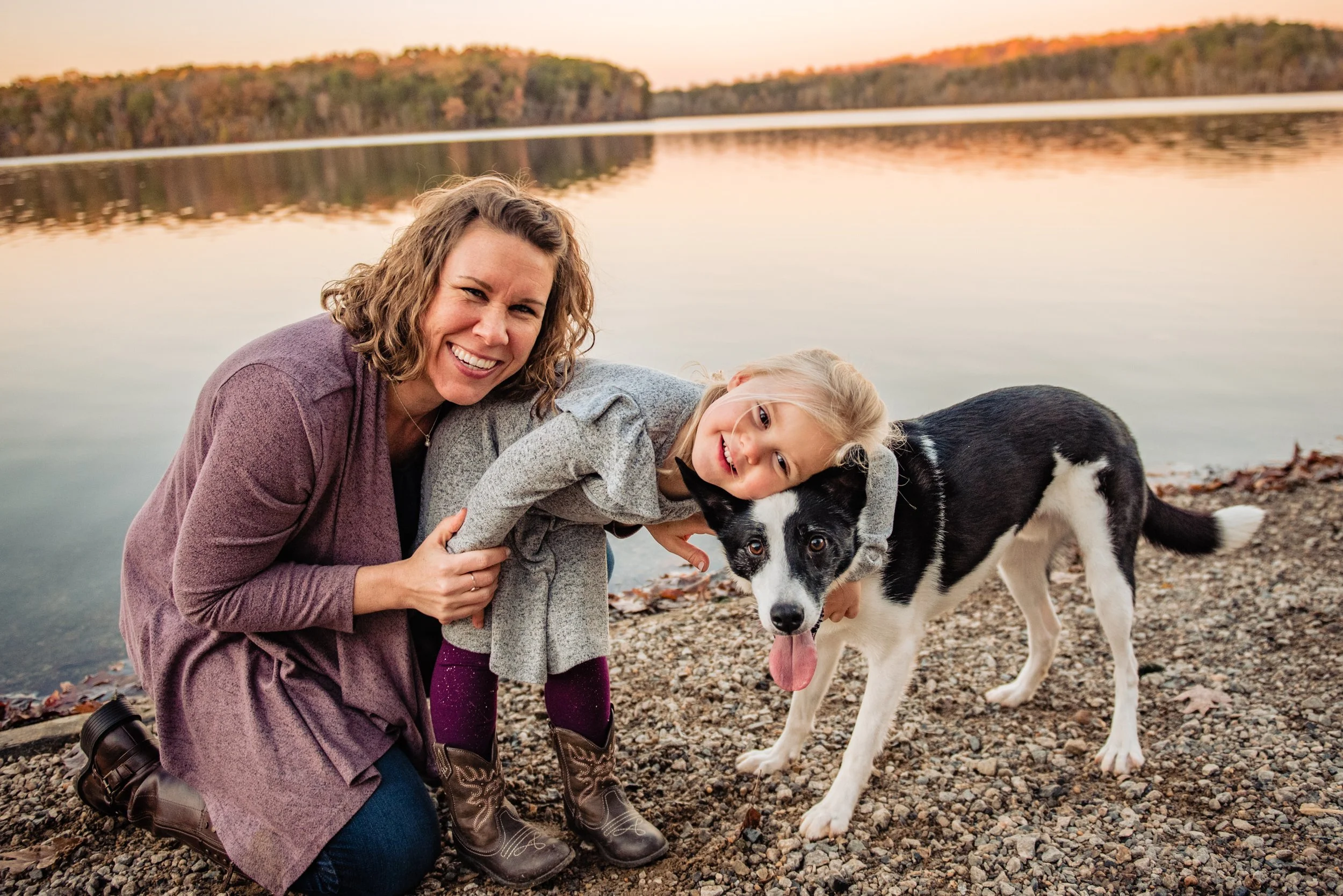 VirginiaFamily-Addie-Fall2019-5807.jpg