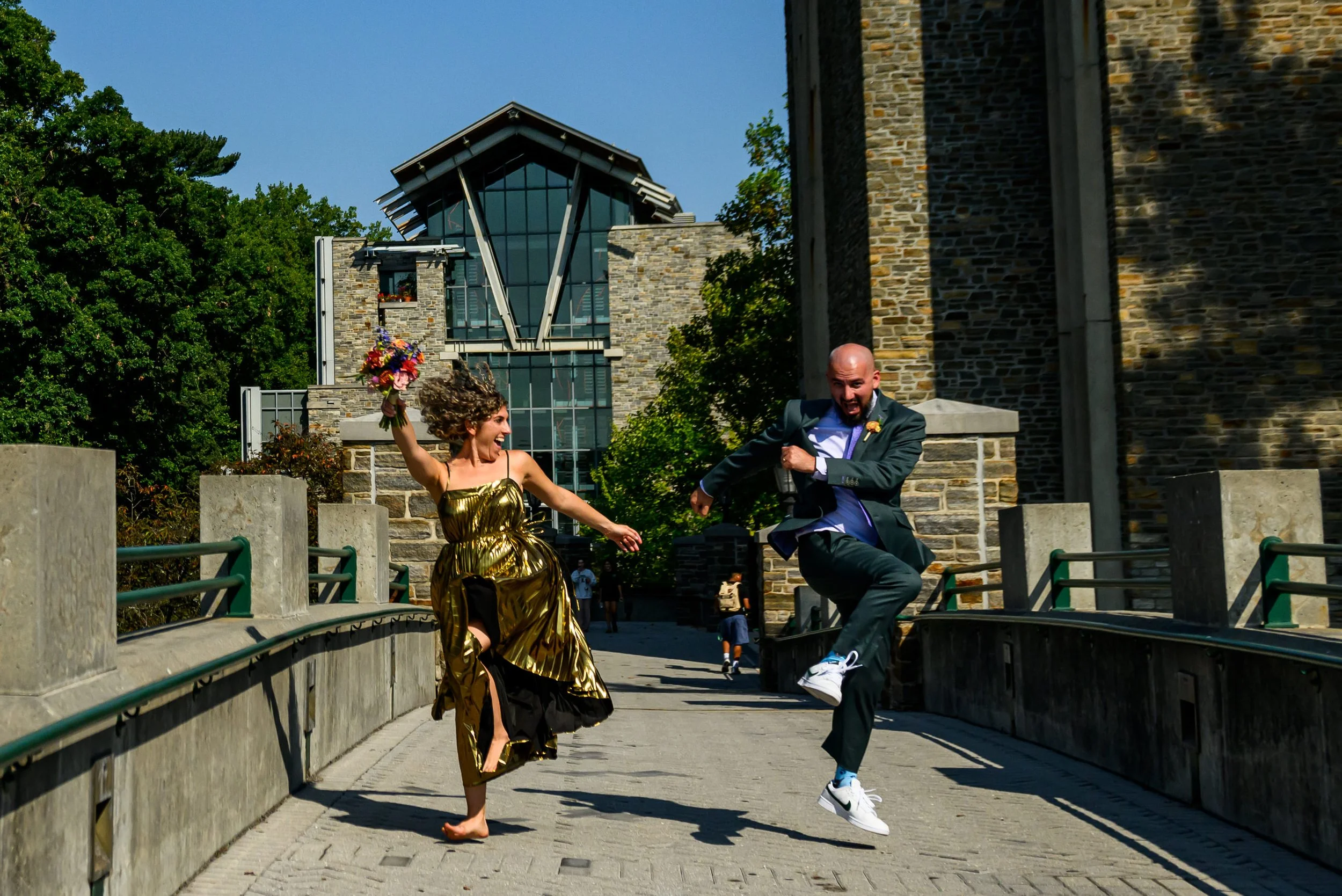 Backyard-Baltimore-Wedding-Portraits-Taryn-and-Evan-8710.jpg