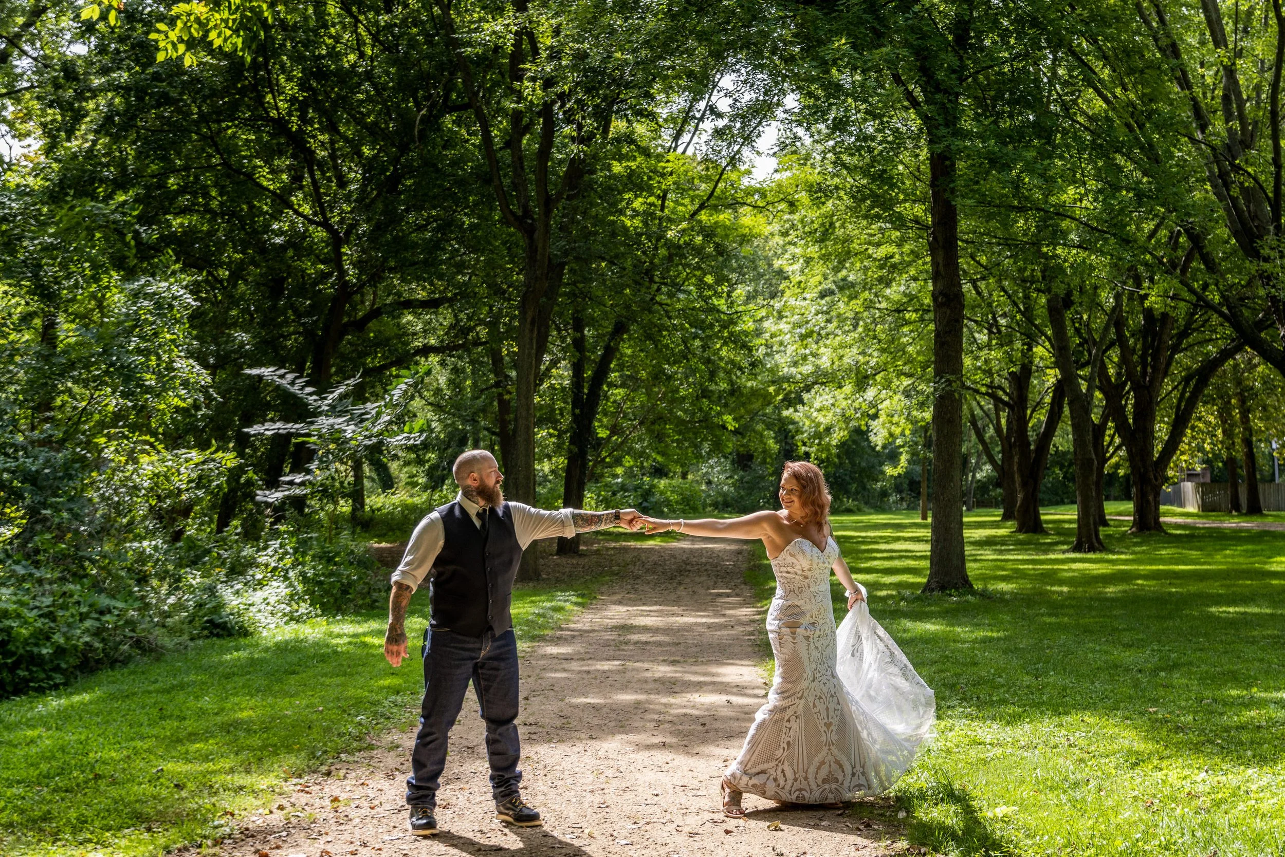 West_Virginia_Wedding_Rachelle&Chris_Love_and_Adventure_Photography-1454.jpg