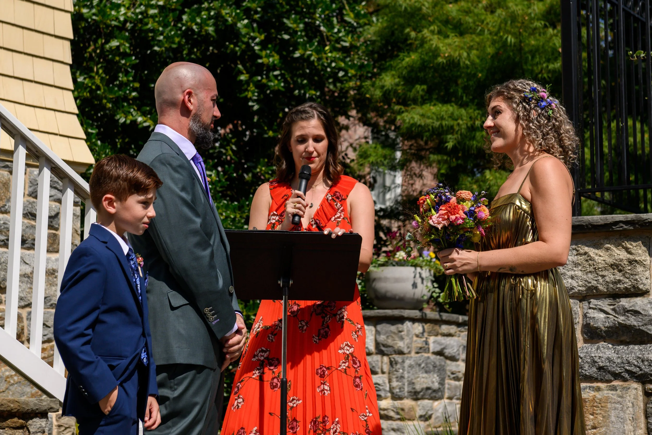 Backyard-Baltimore-Wedding-Portraits-Taryn-and-Evan-Ceremony-6074.jpg