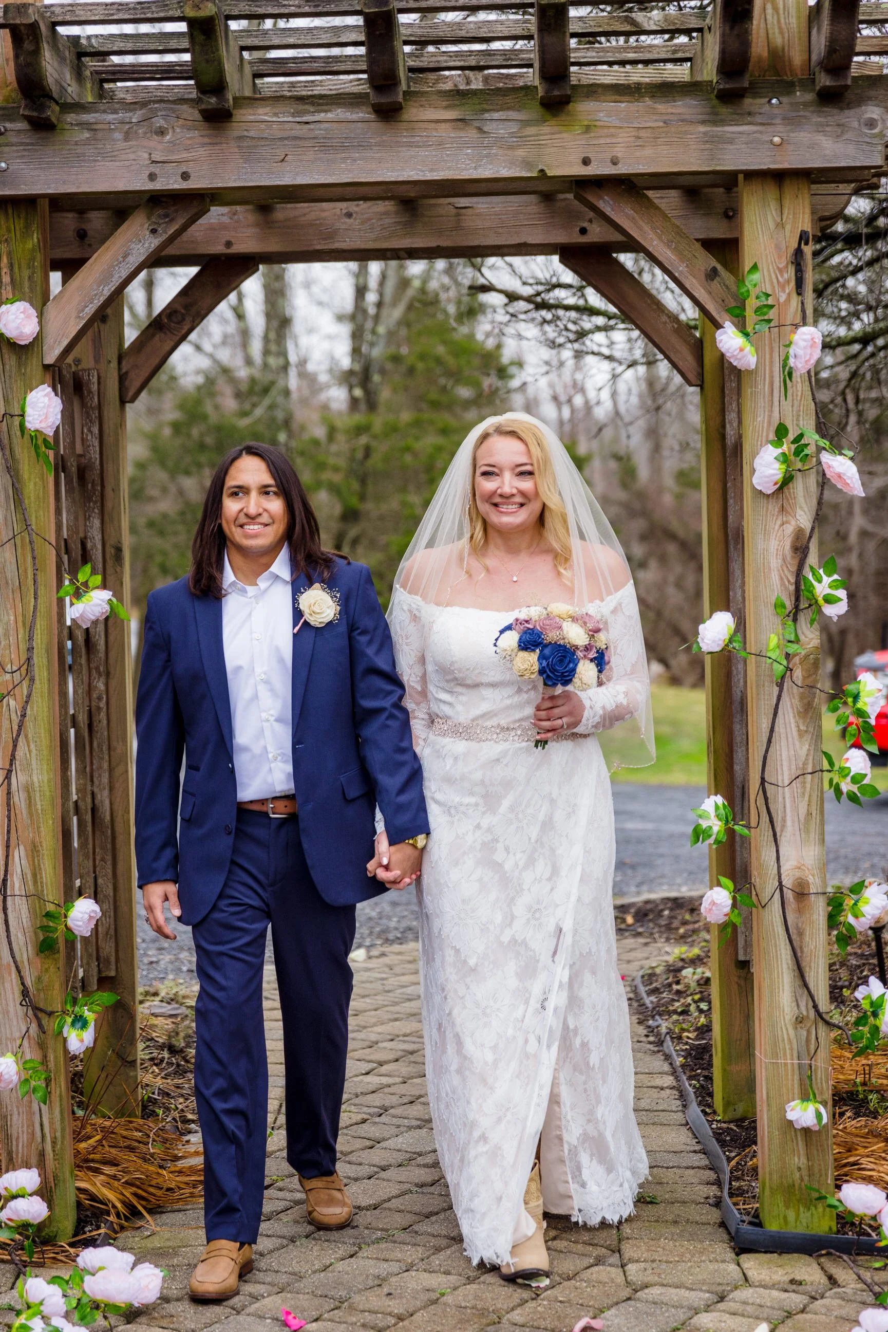Backyard_New_York_Elopement_Jess&Chris_Ceremony-6815.jpg