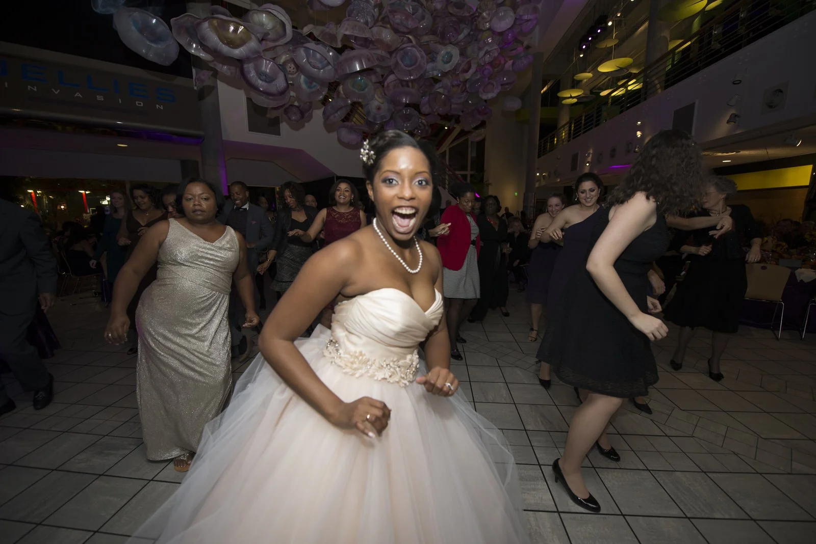 BaltimoreAquariumWedding-L'Oreal&Jeff1366.jpg