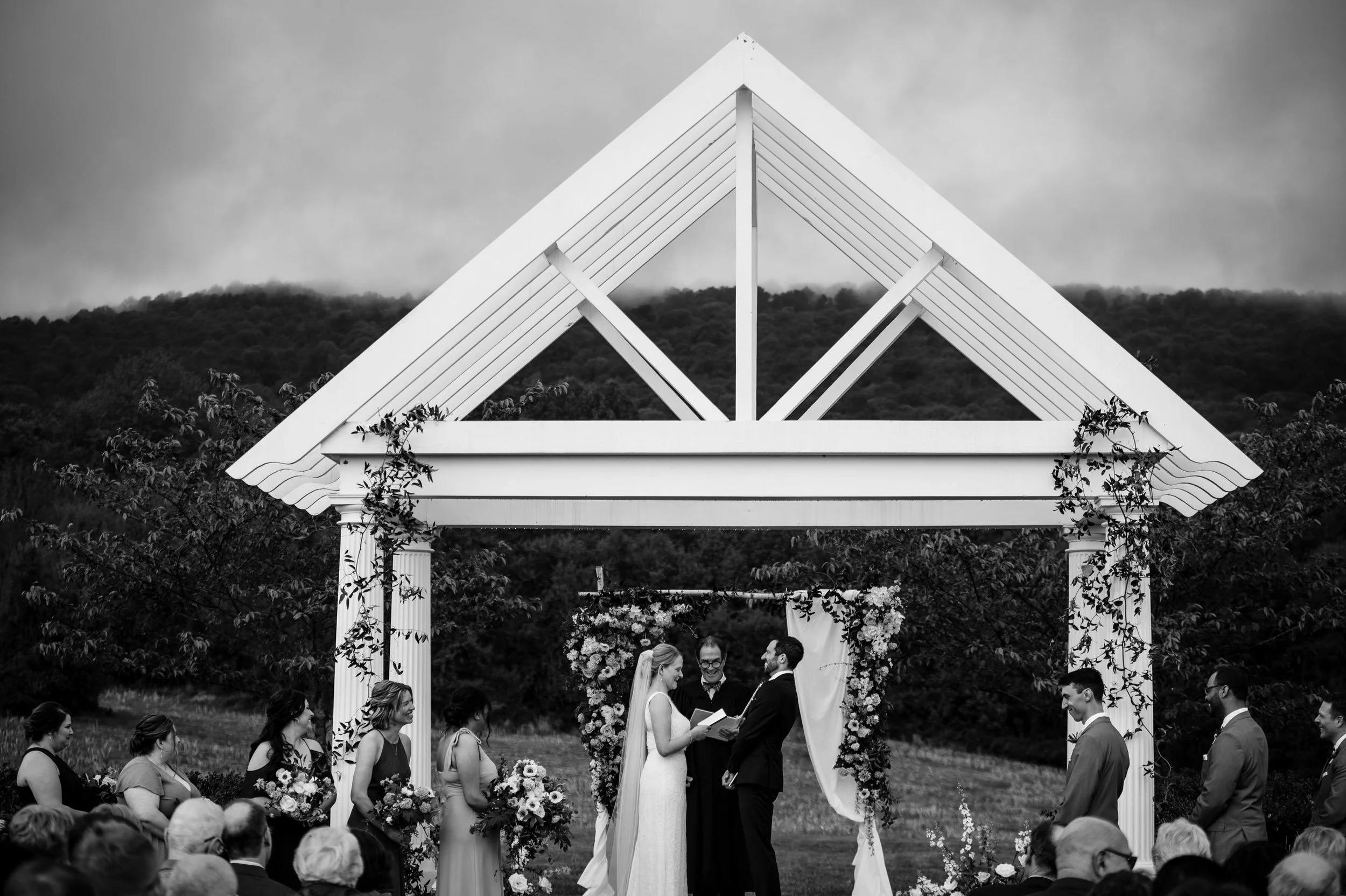 Springfield_Manor_Wedding_Sarah&Kevin_Outdoor_Ceremony-1173.jpg
