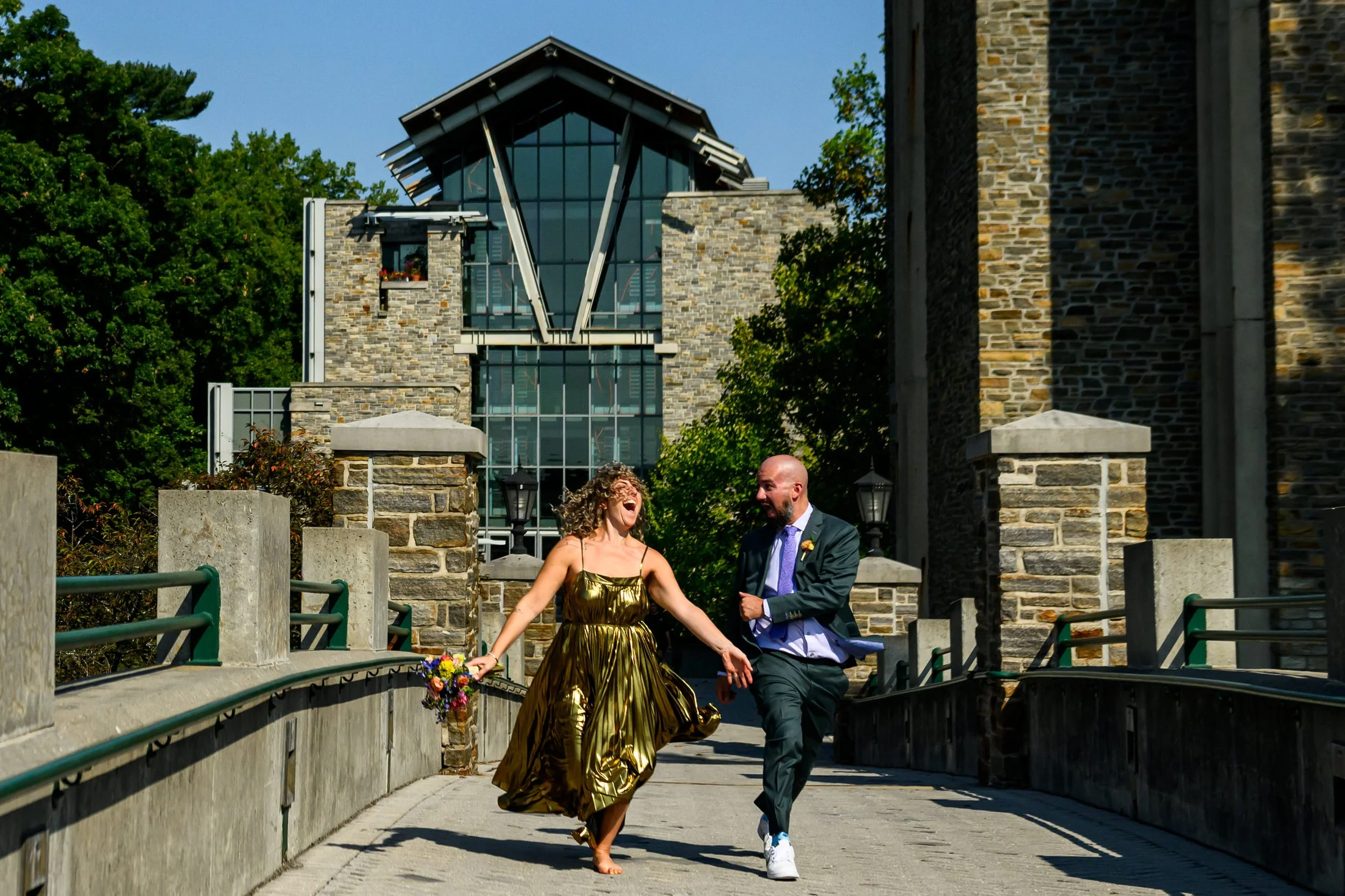 Backyard-Baltimore-Wedding-Portraits-Taryn-and-Evan-8705.jpg