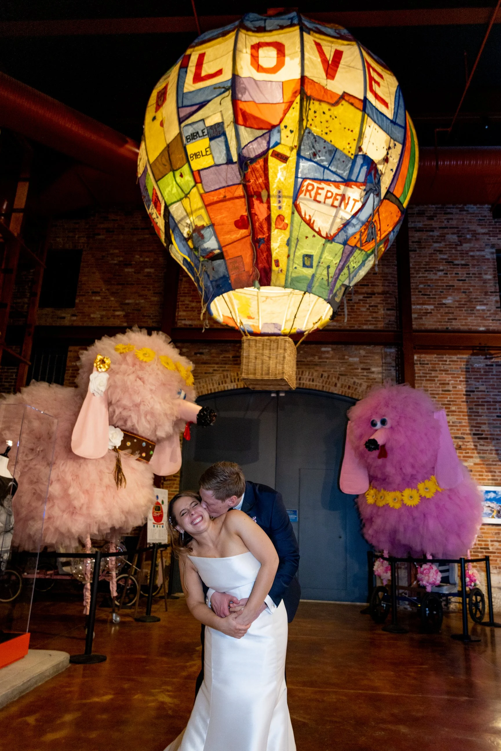 American_Visionary_Museum_Baltimore_Wedding_Allison&Dan_Reception-5860.jpg