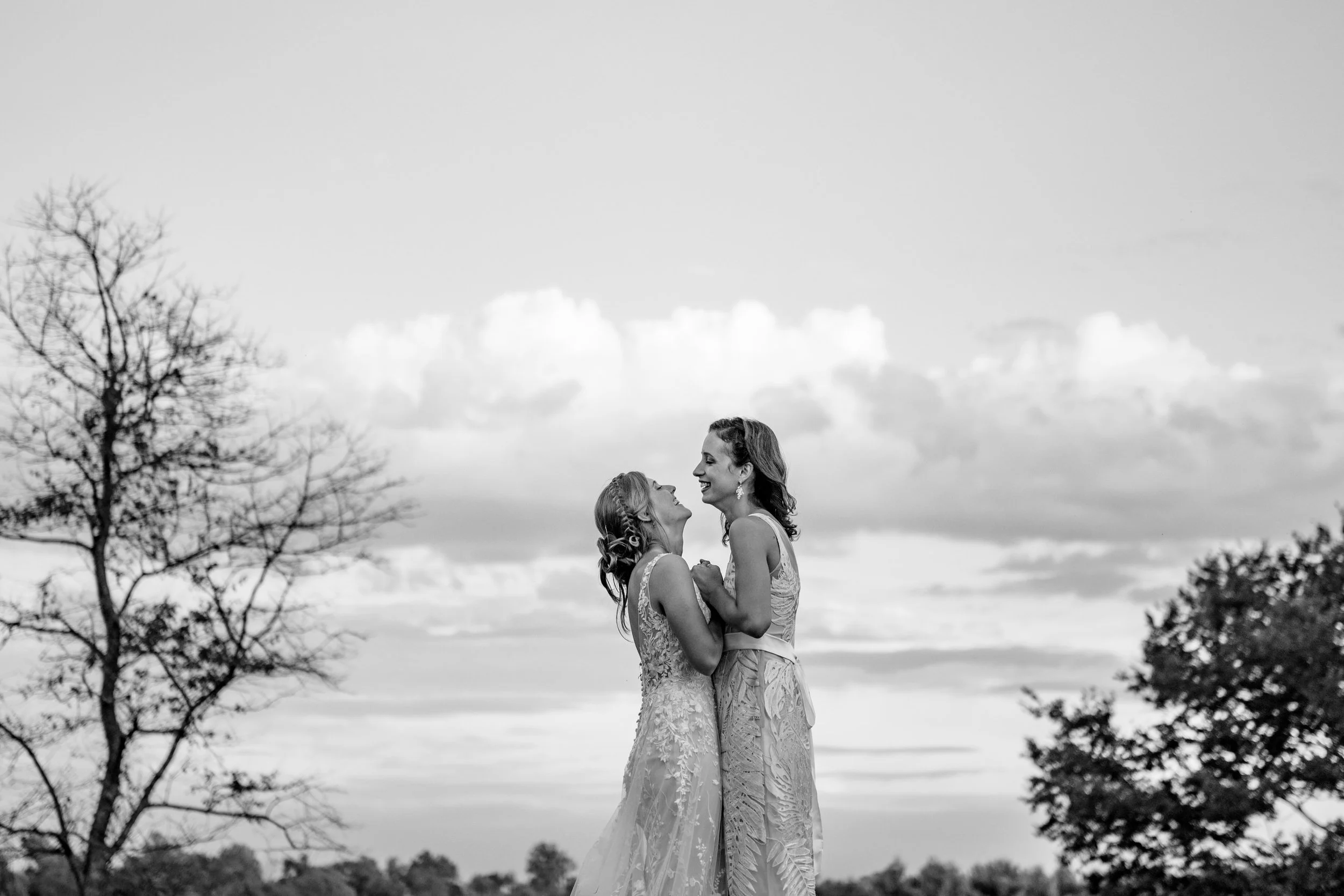VirginiaBackyardWedding-Hannah&Anna-3674.jpg