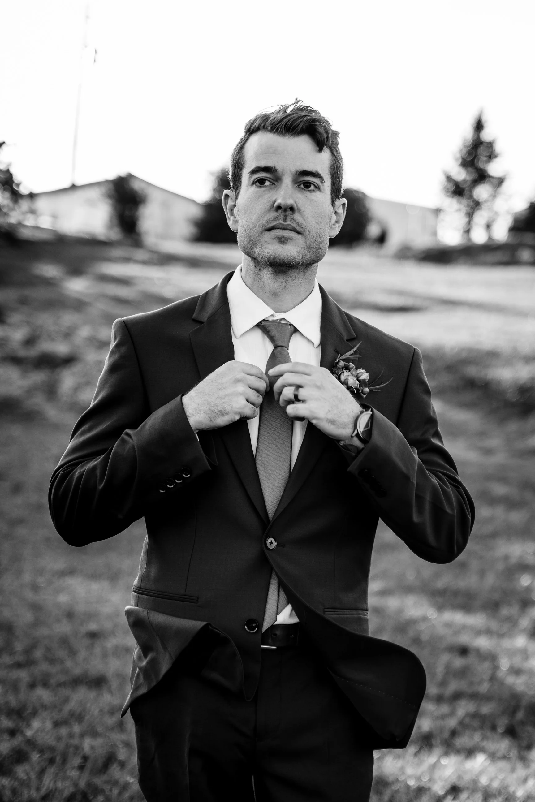 Cloverdale_Barn_Wedding_Virginia_Farm_Wedding_Lindsey&Brett_Portraits-9863.jpg