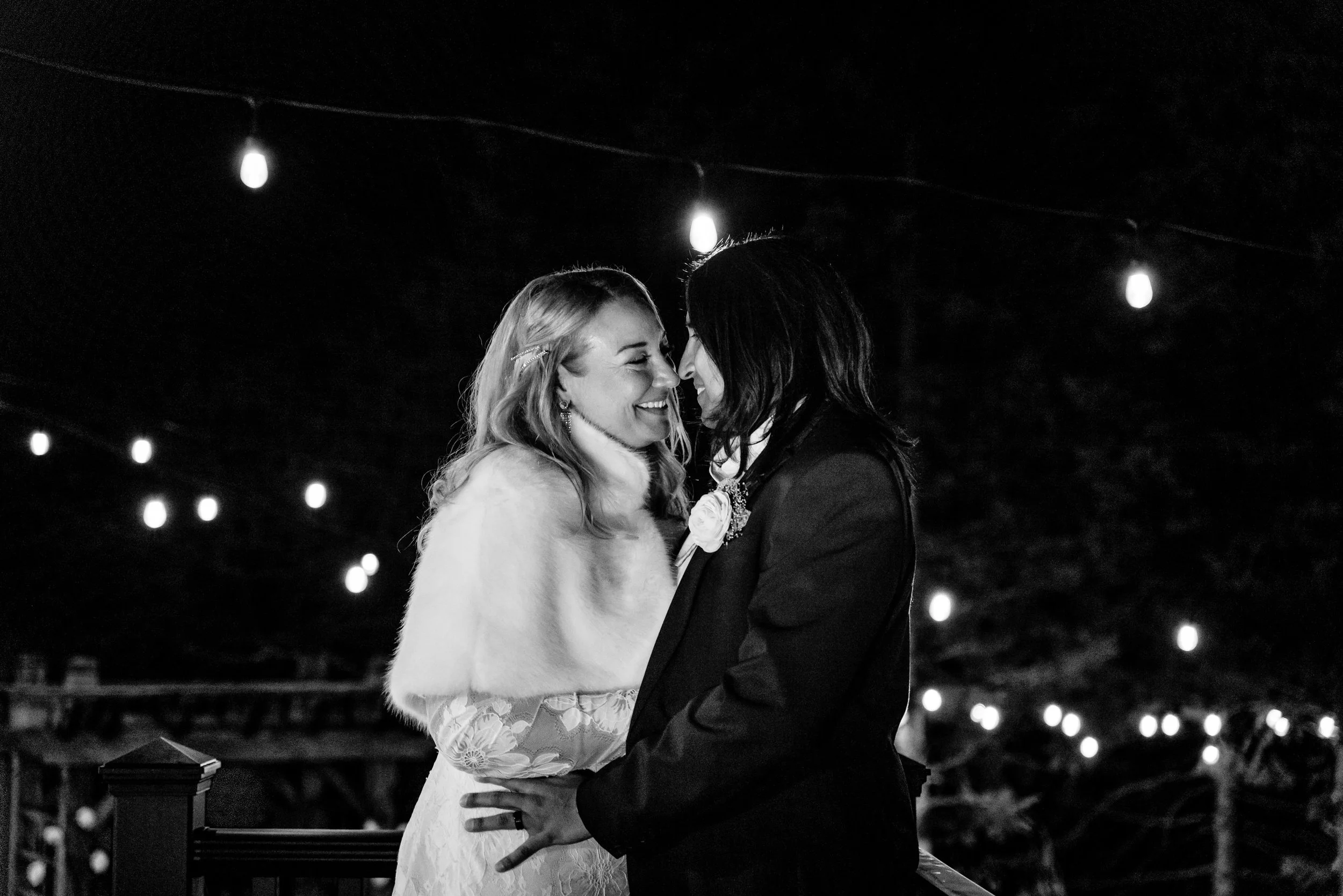 Backyard_New_York_Elopement_Jess&Chris_Dance_Party-8812.jpg