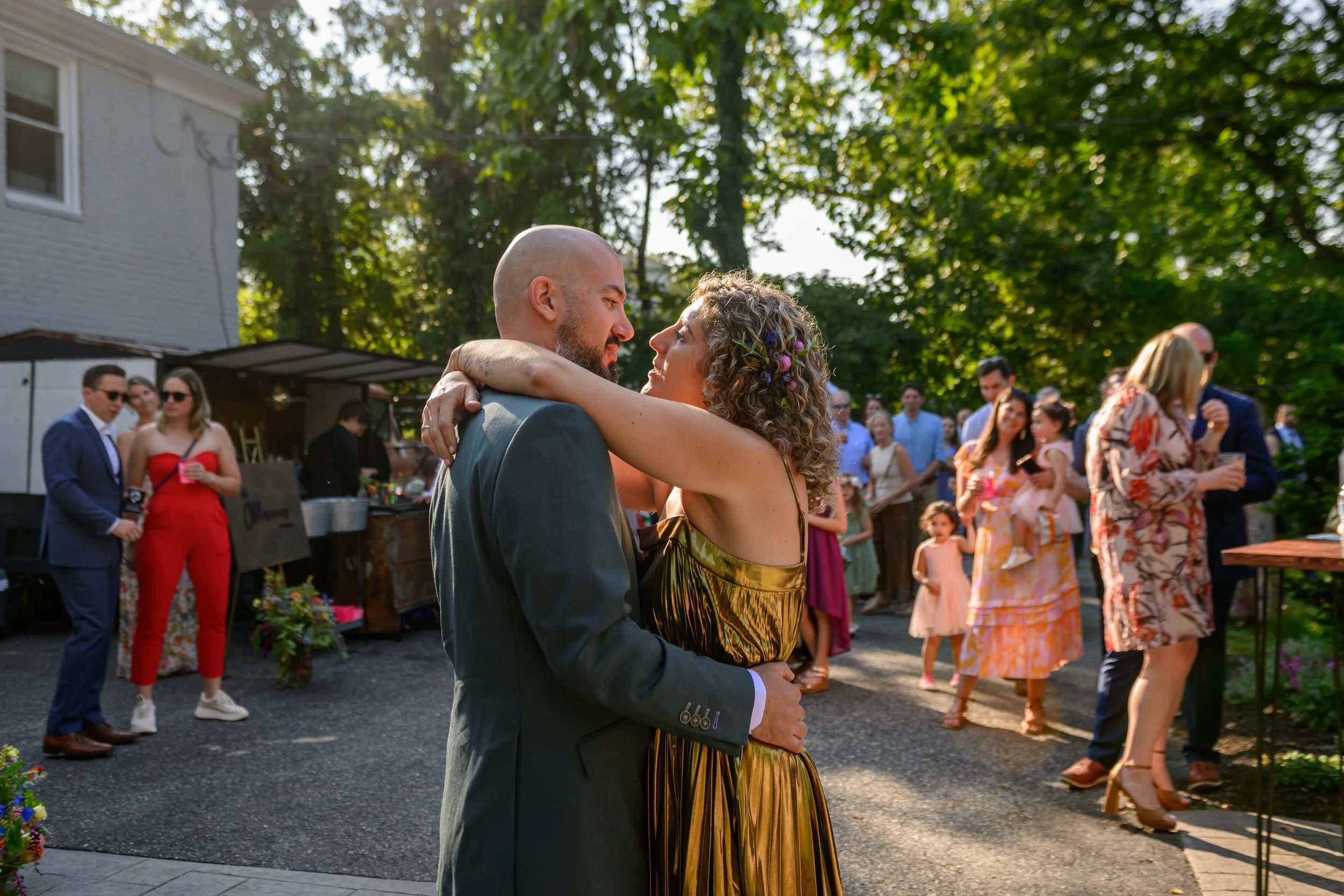 Backyard-Baltimore-Wedding-Pig-Roast-Taryn-and-Evan-9439.jpg
