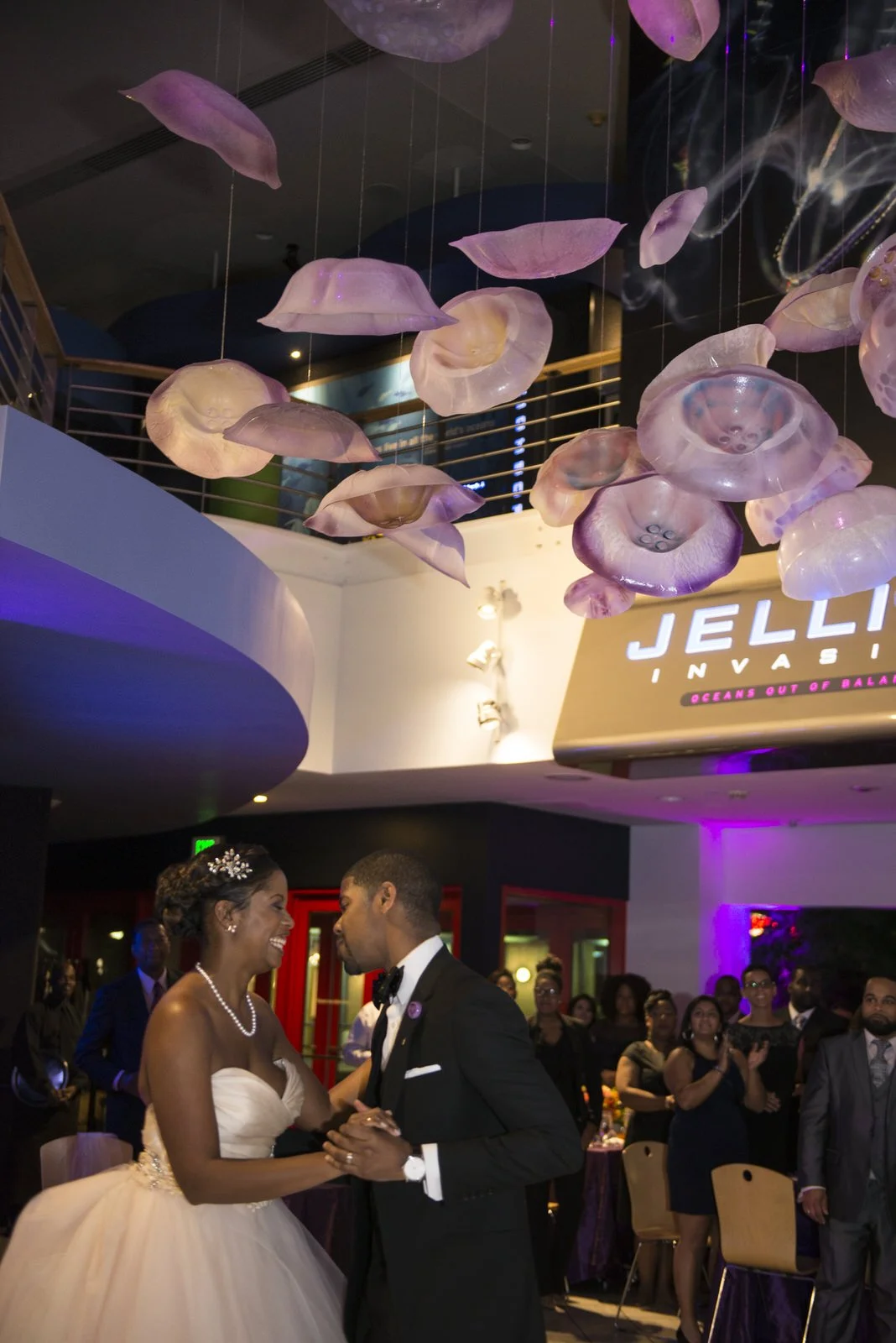 BaltimoreAquariumWedding-L'Oreal&Jeff1188.jpg