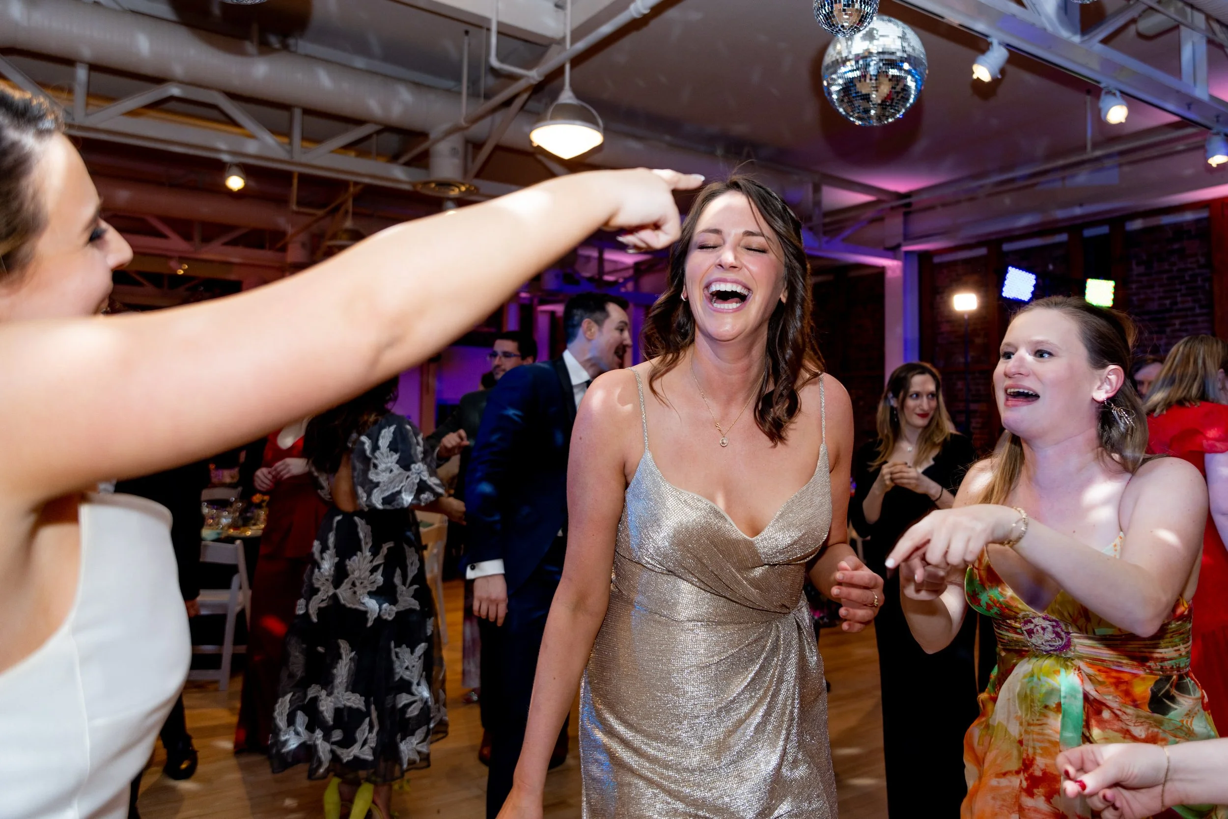 American_Visionary_Museum_Baltimore_Wedding_Allison&Dan_Reception-3143.jpg