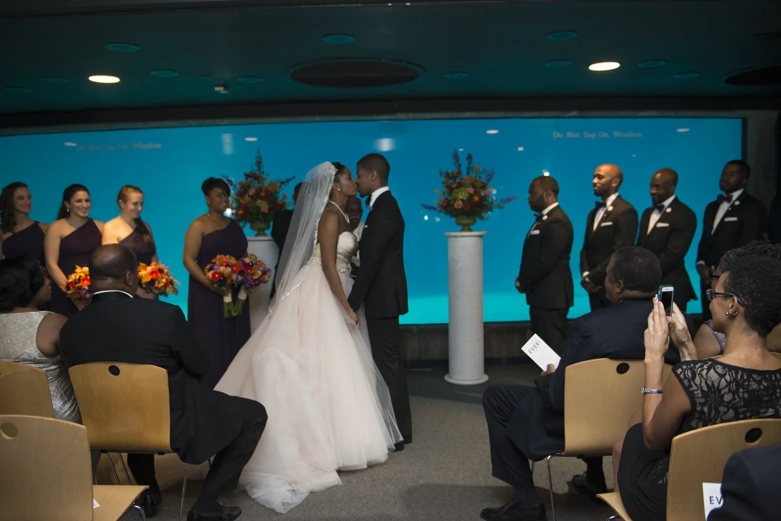 BaltimoreAquariumWedding-L'Oreal&Jeff565.jpg