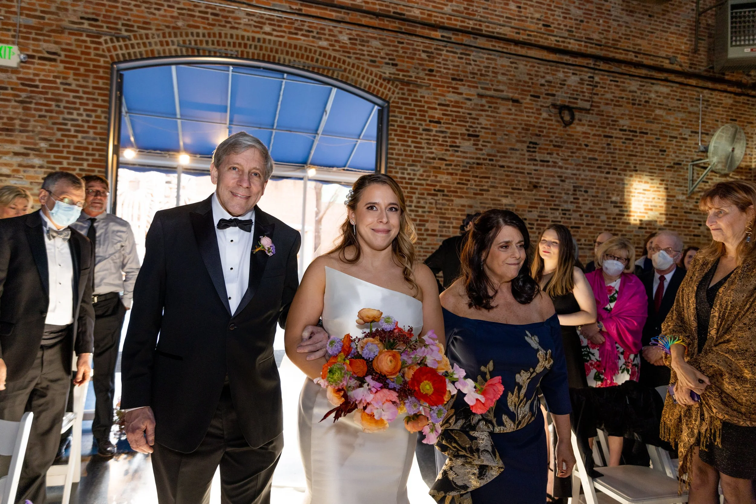 American_Visionary_Museum_Baltimore_Wedding_Allison&Dan_Ceremony-0362.jpg
