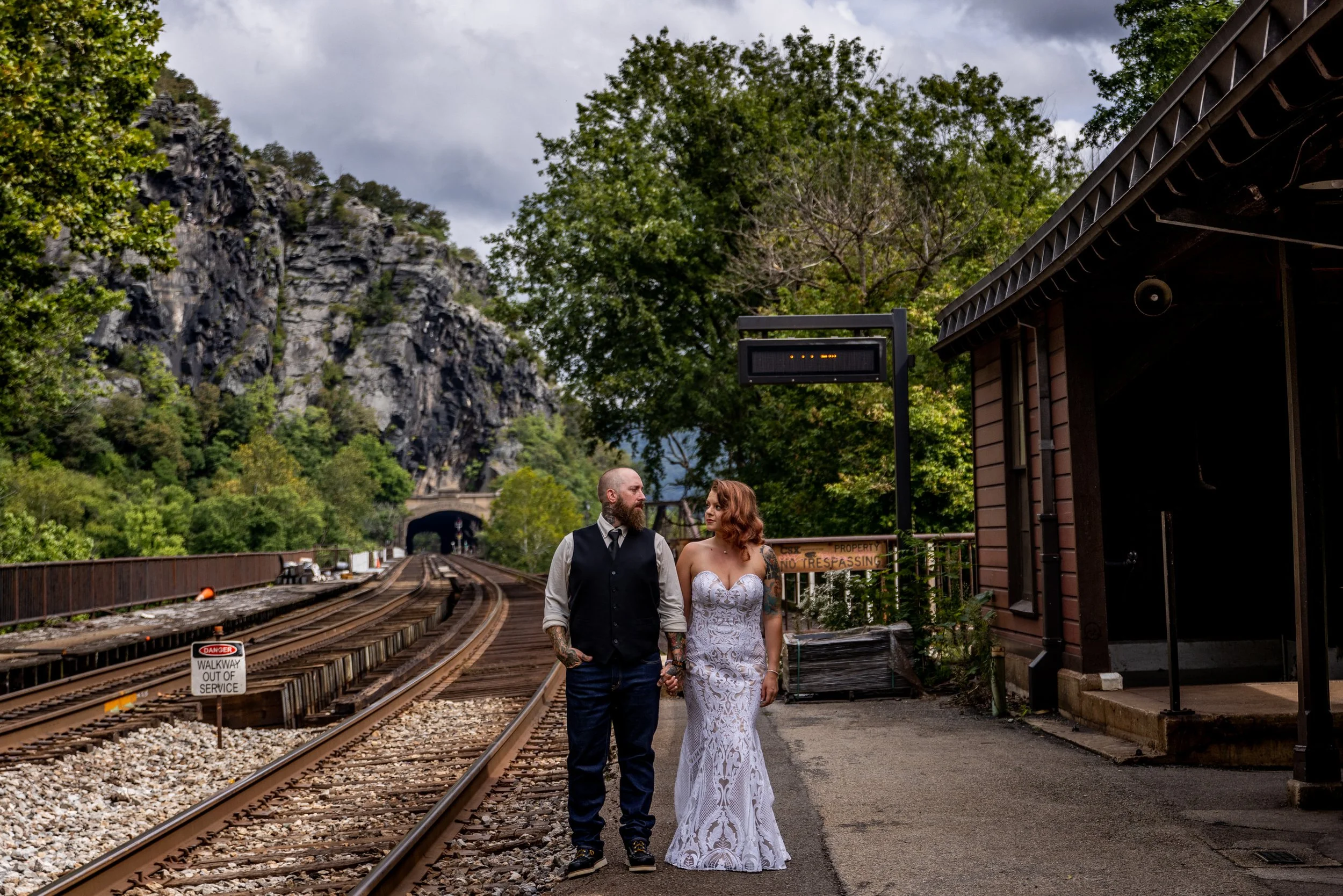 West_Virginia_Wedding_Rachelle&Chris_Love_and_Adventure_Photography-1117.jpg