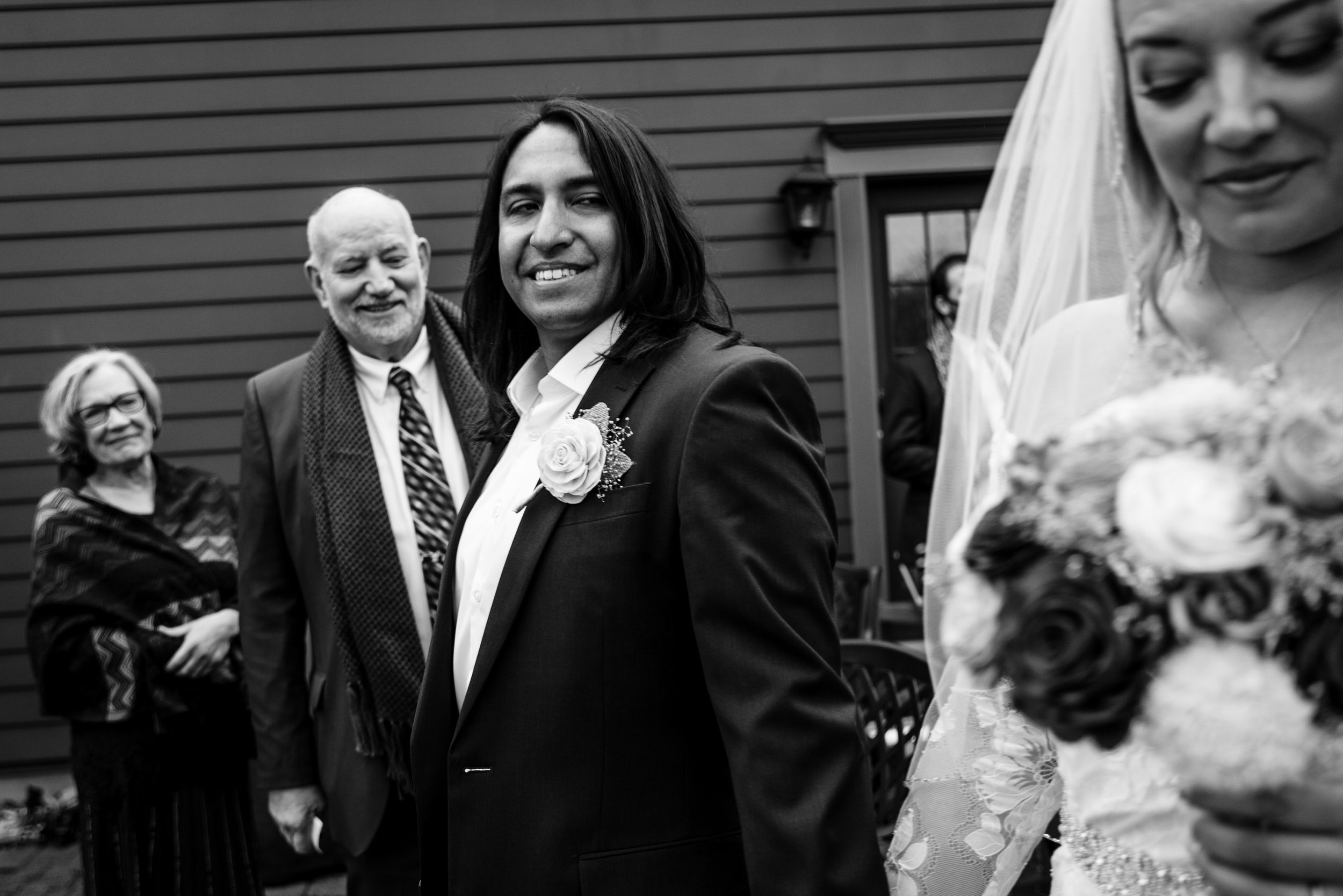Backyard_New_York_Elopement_Jess&Chris_Ceremony-6827.jpg