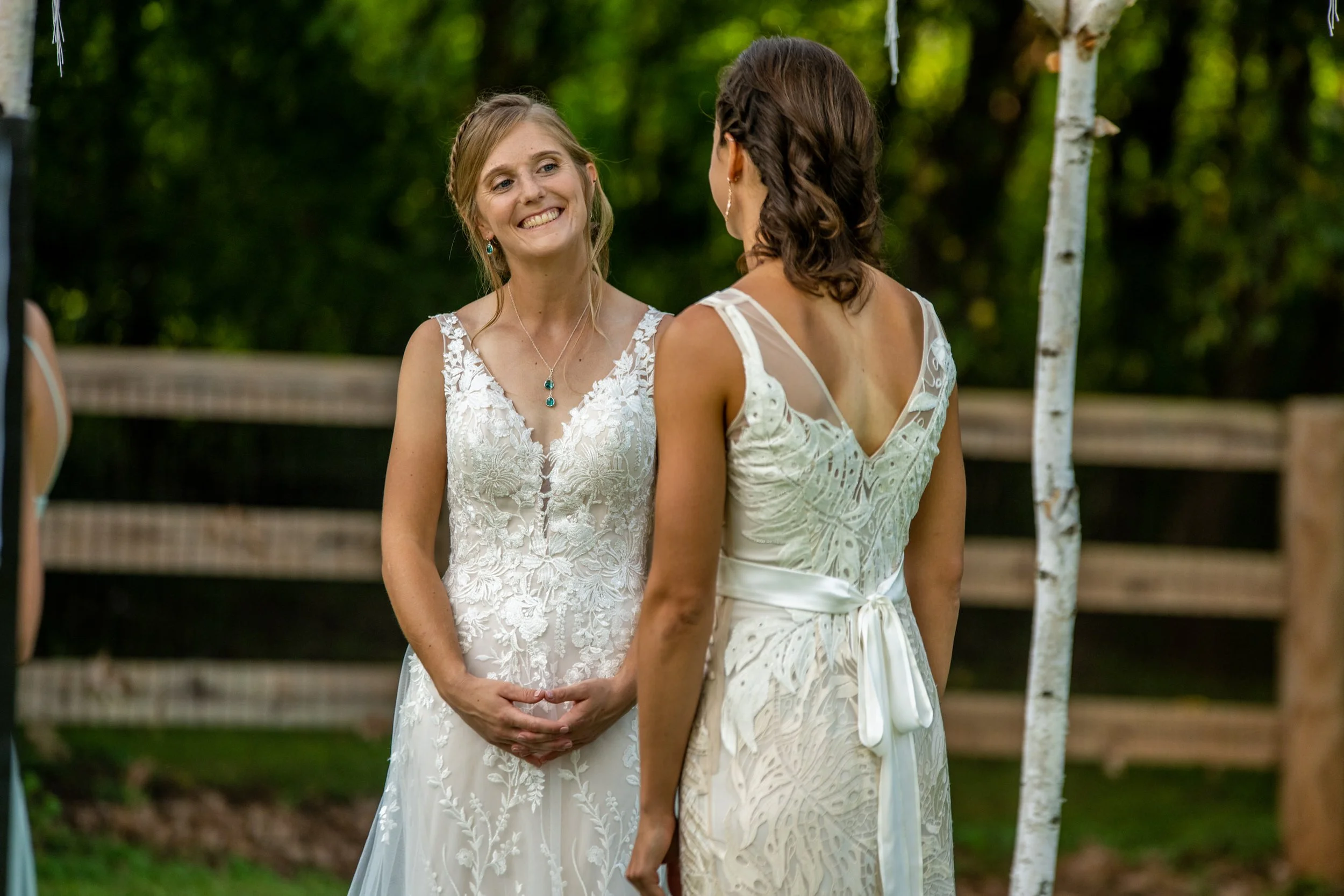 VirginiaBackyardWedding-Ceremony-Hannah&Anna-5150.jpg