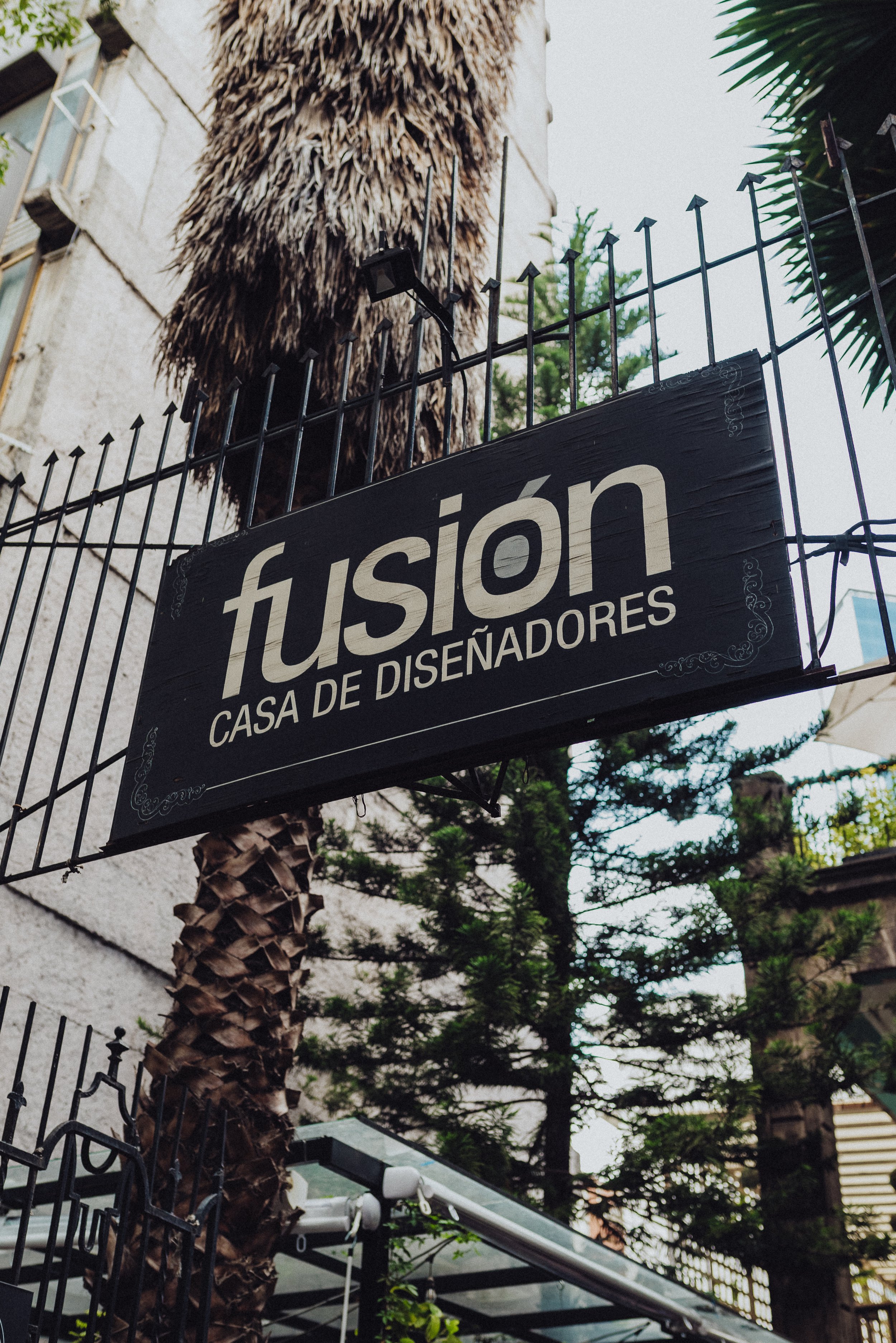 Itzel Luccas - Mexico City 2022 - Fusion Casa De Disenadores - Mexico Fashion - Brown Girl With That Kodak Moment - Itzel -62.jpg