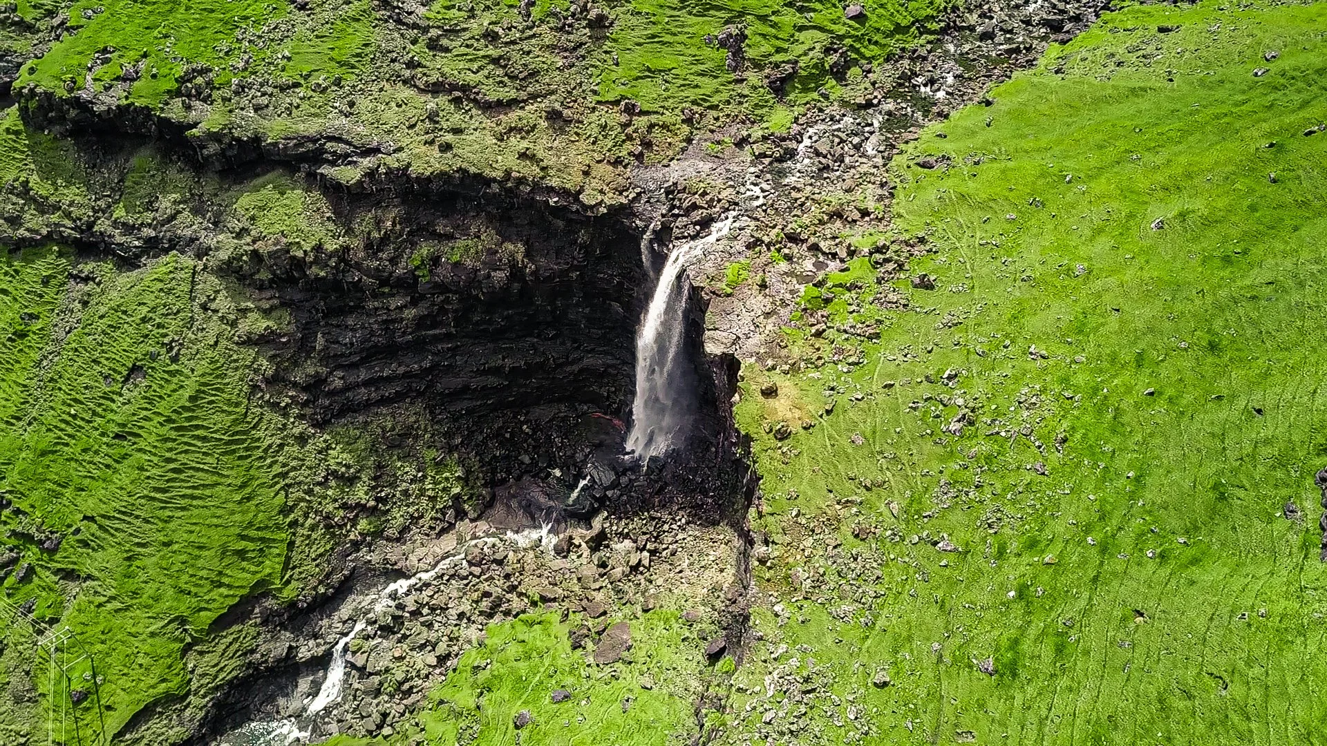 DJI_0239.MP4.00_00_01_00.Still001.jpg