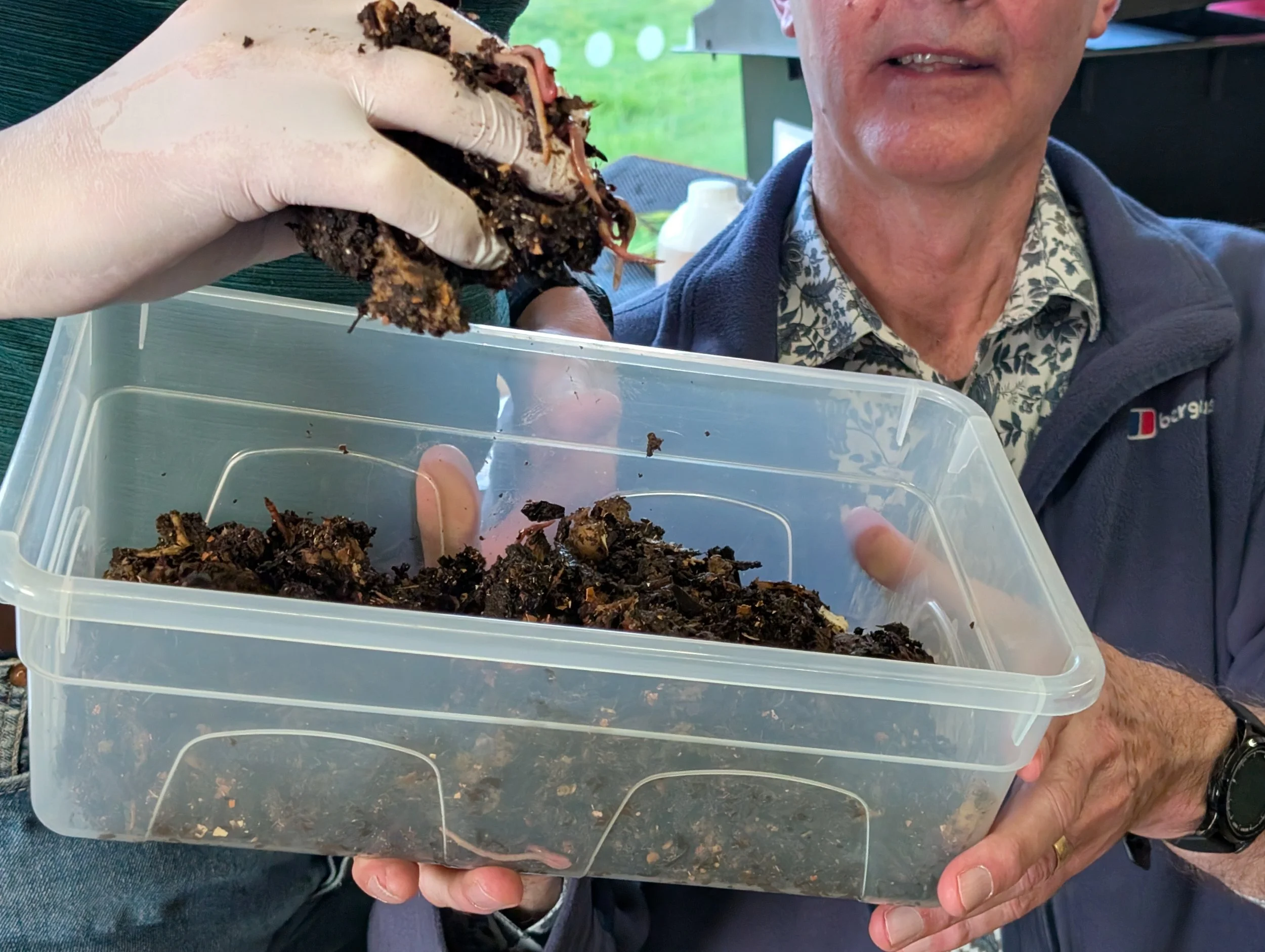 How to make a worm bomb