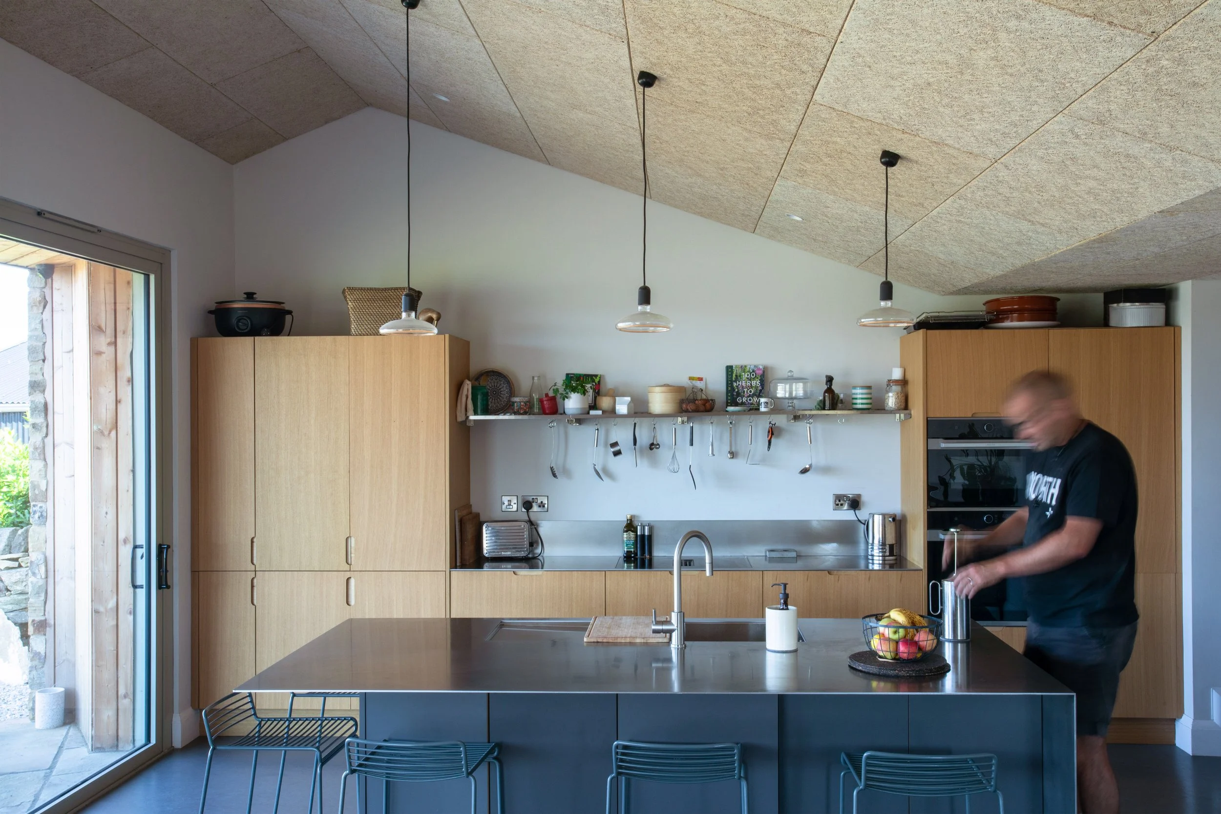 Greenfold_contemporary_kitchen_thread_architects.jpg