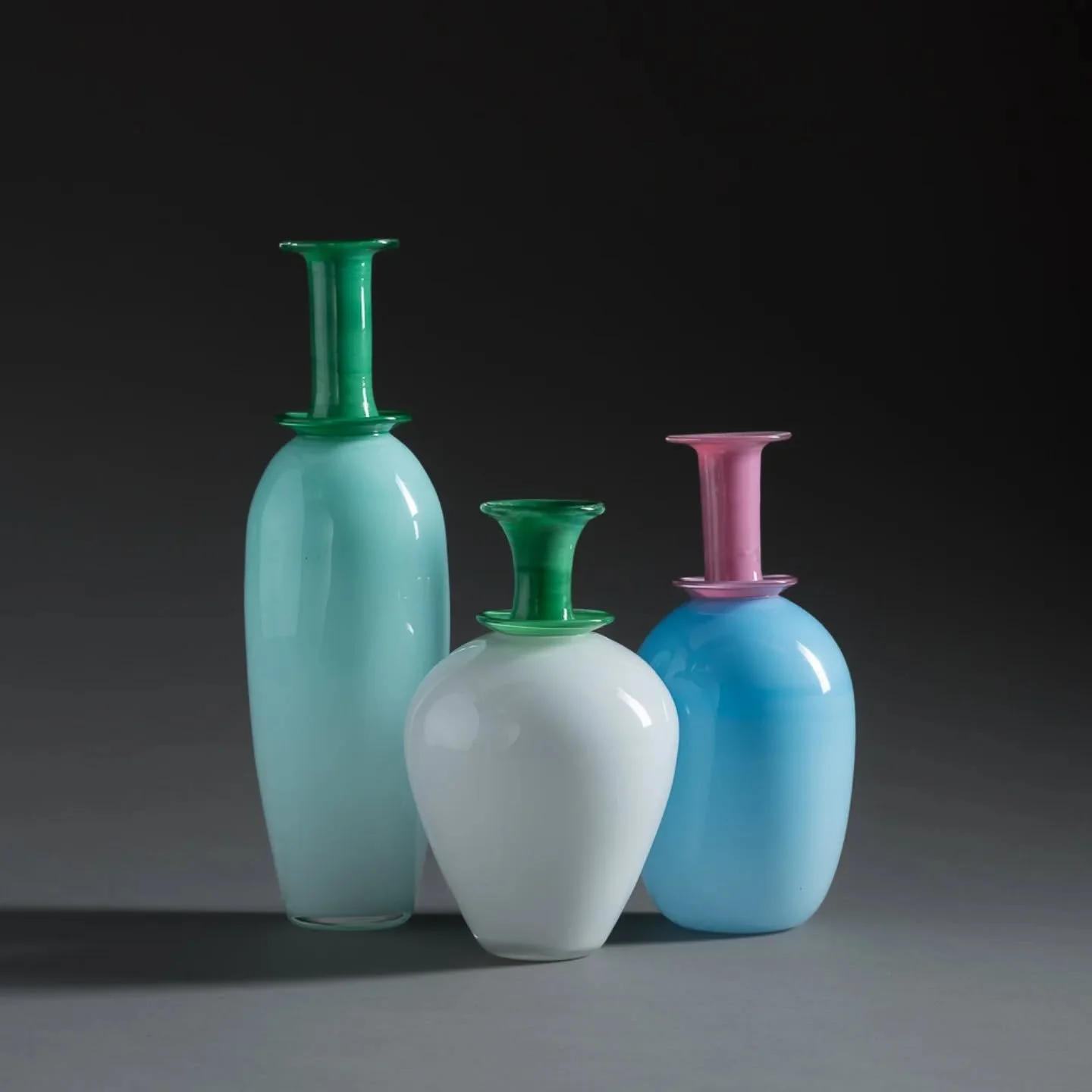 Incalmo Bottles.

Photo by Alex Ramsey.

#glass #handmade #Bottles #glassblower #verrerie #colour #kugler