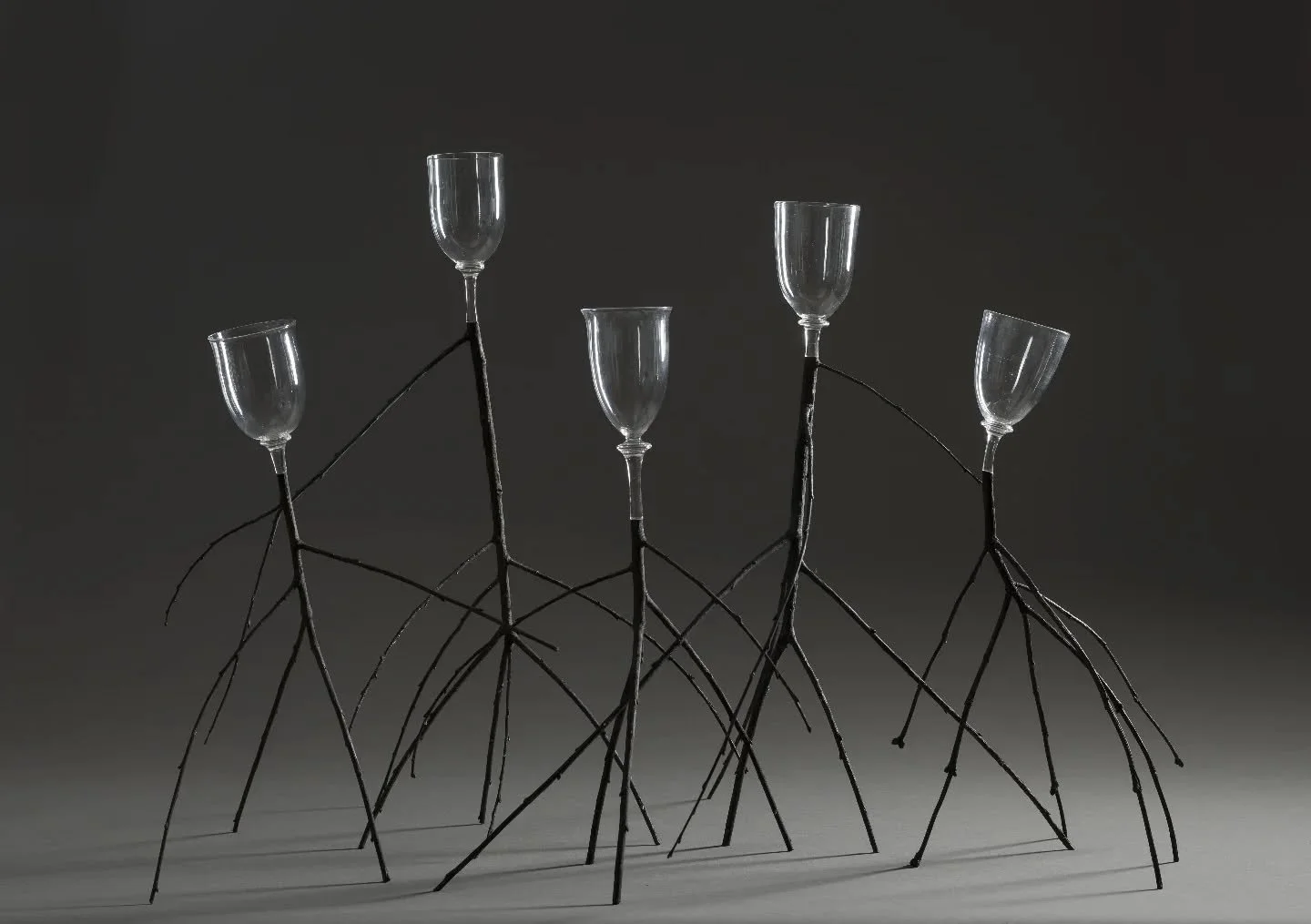 This piece was made last year with @axll.mry for the exhibition Utility to Futility.
Never shown this pic from Alex Ramsay so I thought I may as well.

-
-
-
-
-

#handmade #glass #art #branch #nature #fragile #verresouffler #verre #goblet #verreavin