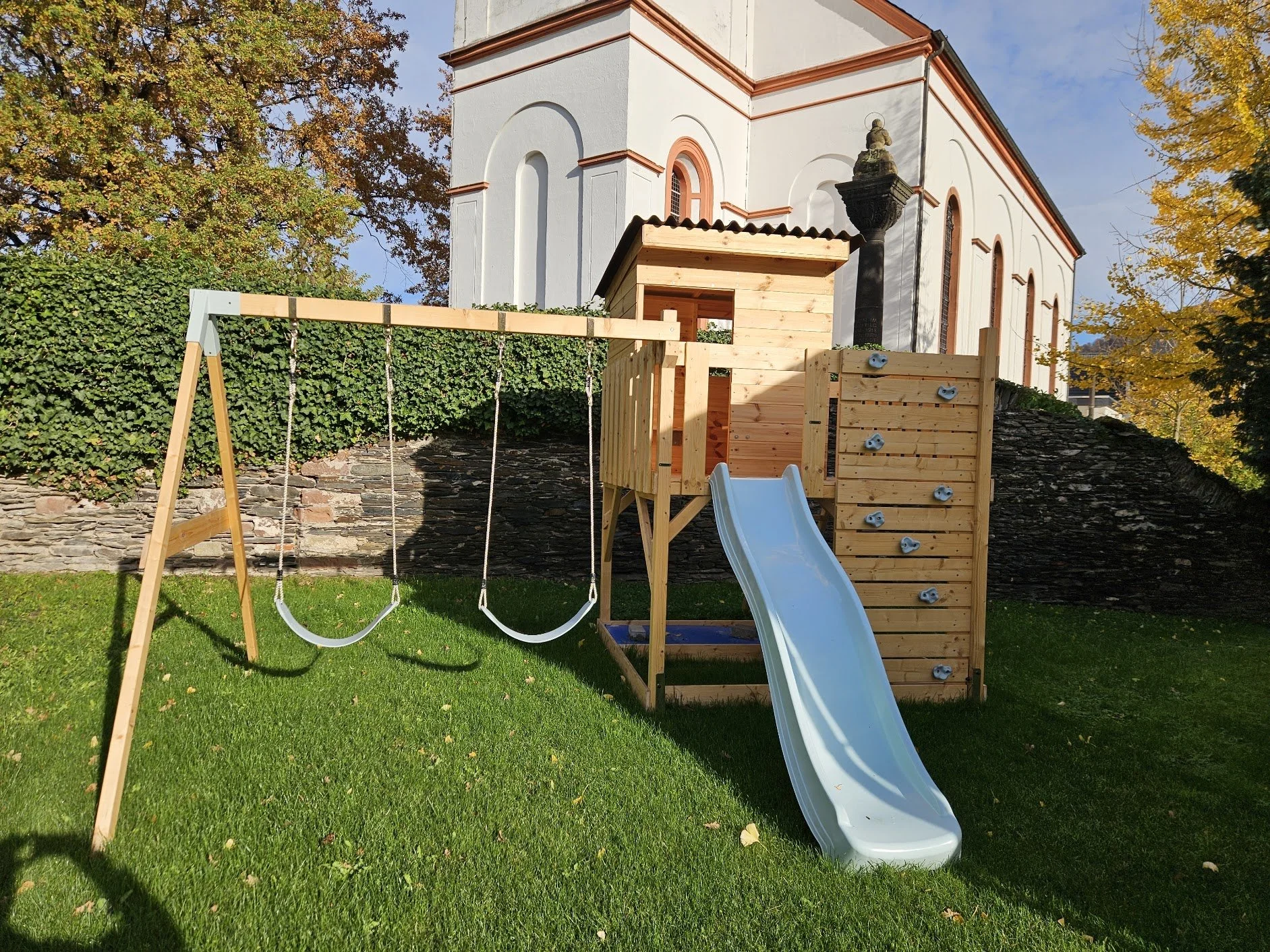 Spielplatz 1.jpg