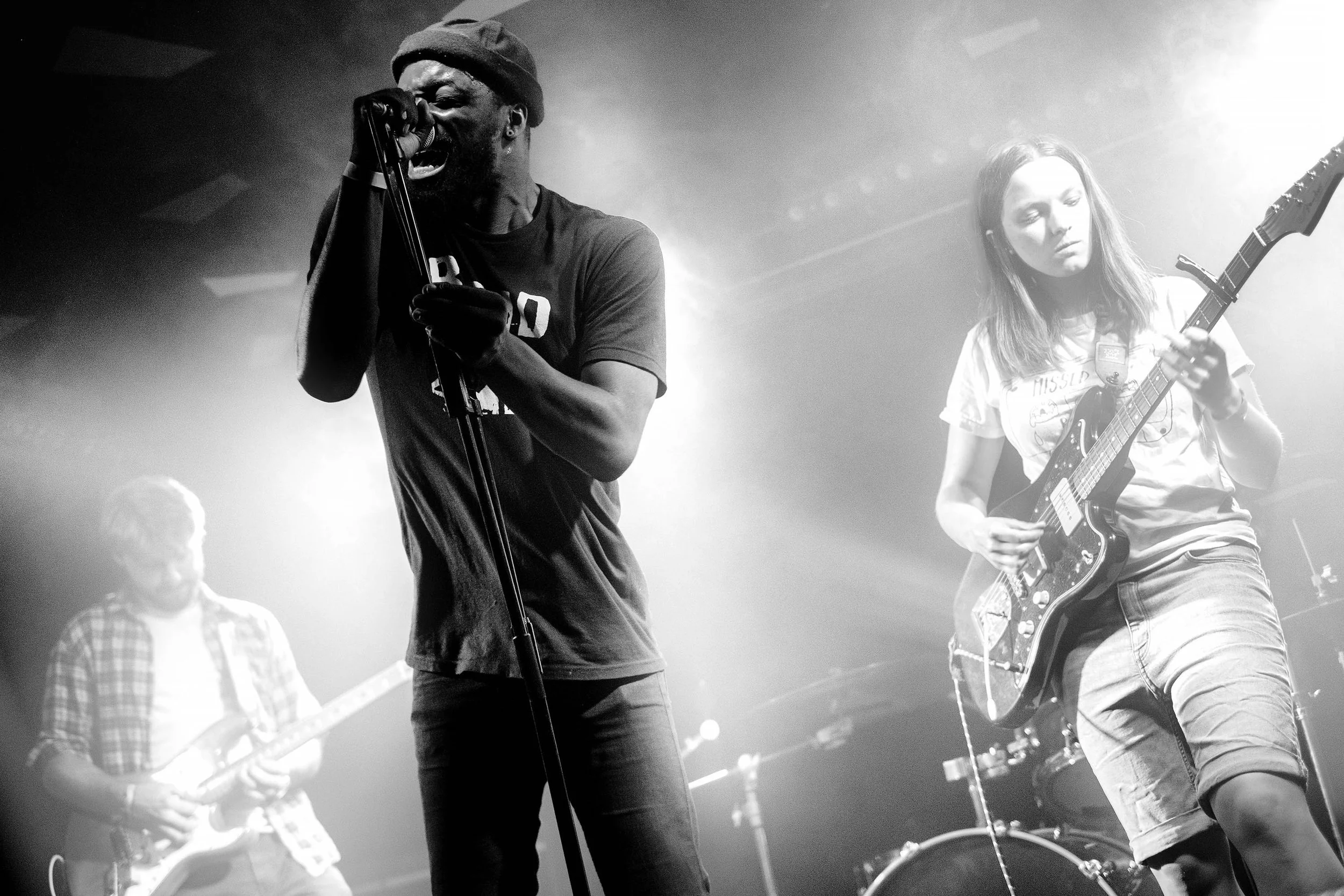 Live Show - Incaseyouleave_1.jpg