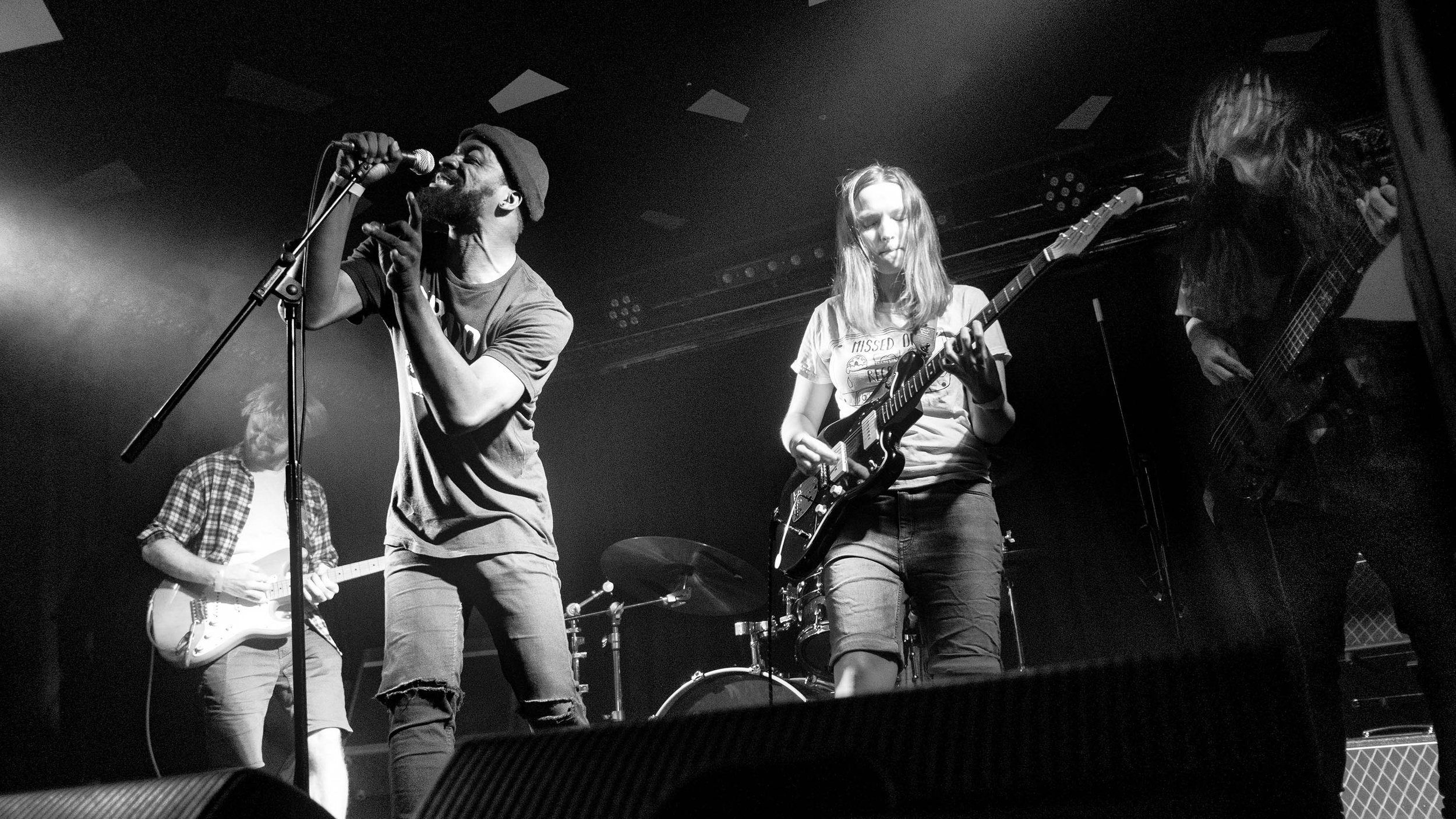 Live Show - Incaseyouleave_3.jpg